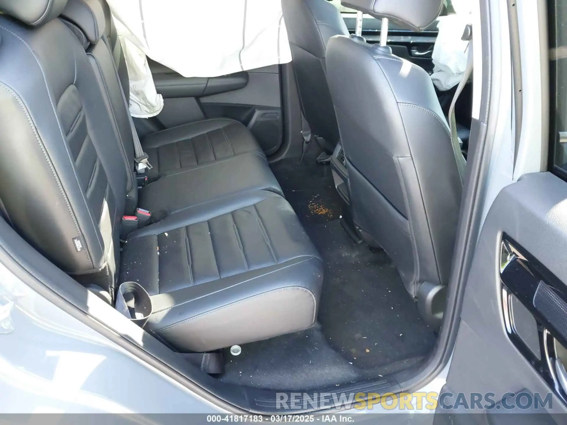 8 Photograph of a damaged car 7FARS3H77PE001876 HONDA CR-V 2023