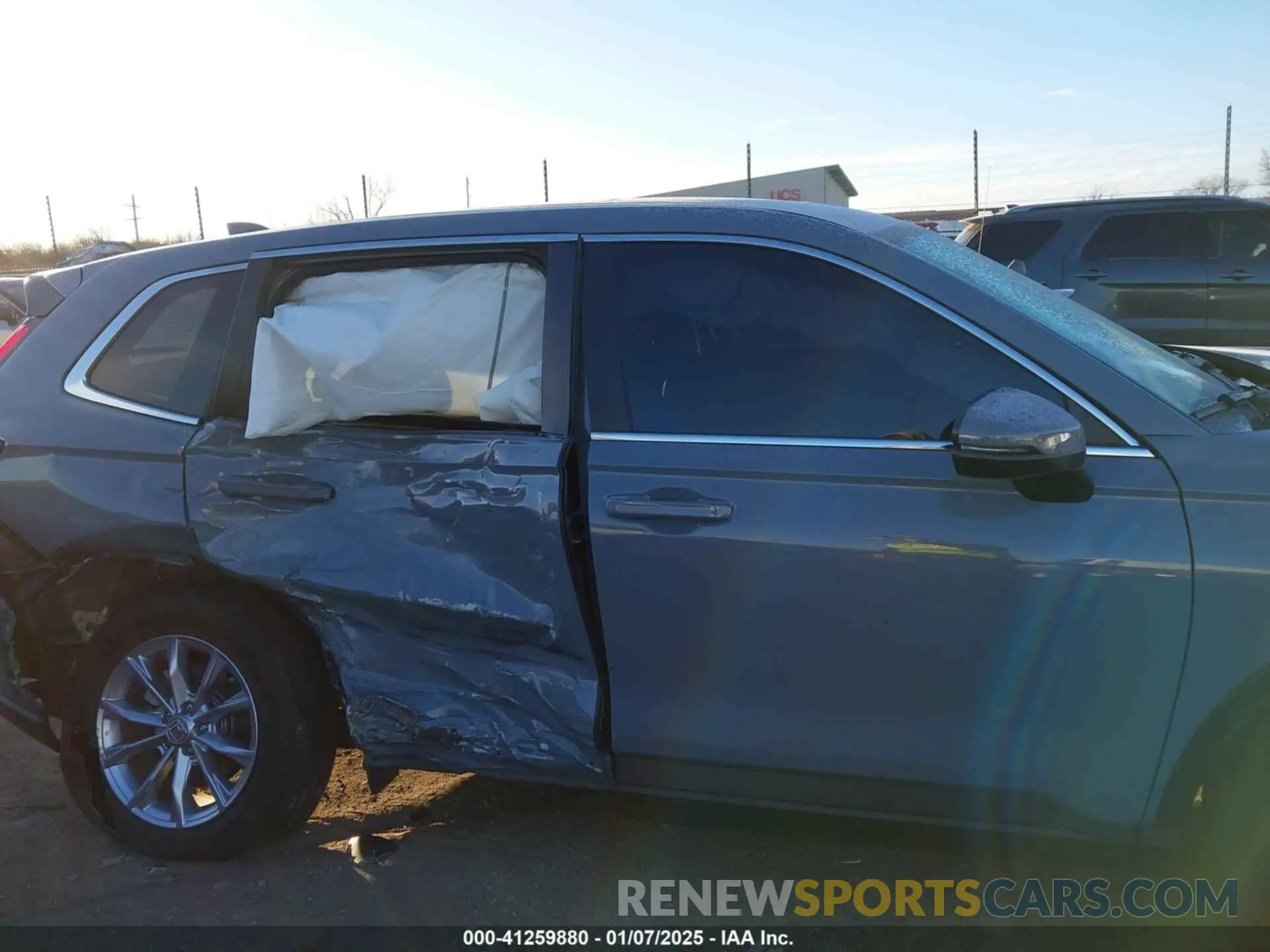 13 Photograph of a damaged car 7FARS3H77PE008164 HONDA CR-V 2023