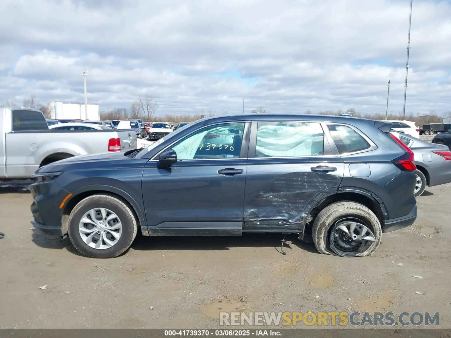 15 Photograph of a damaged car 7FARS4H27PE018848 HONDA CR-V 2023