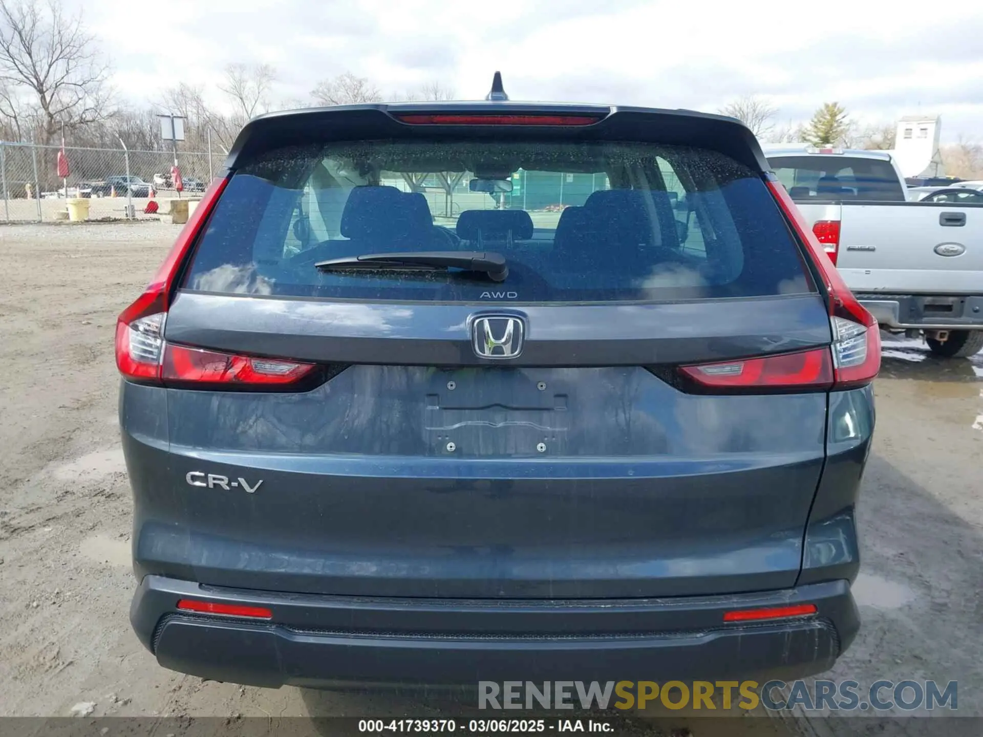 17 Photograph of a damaged car 7FARS4H27PE018848 HONDA CR-V 2023