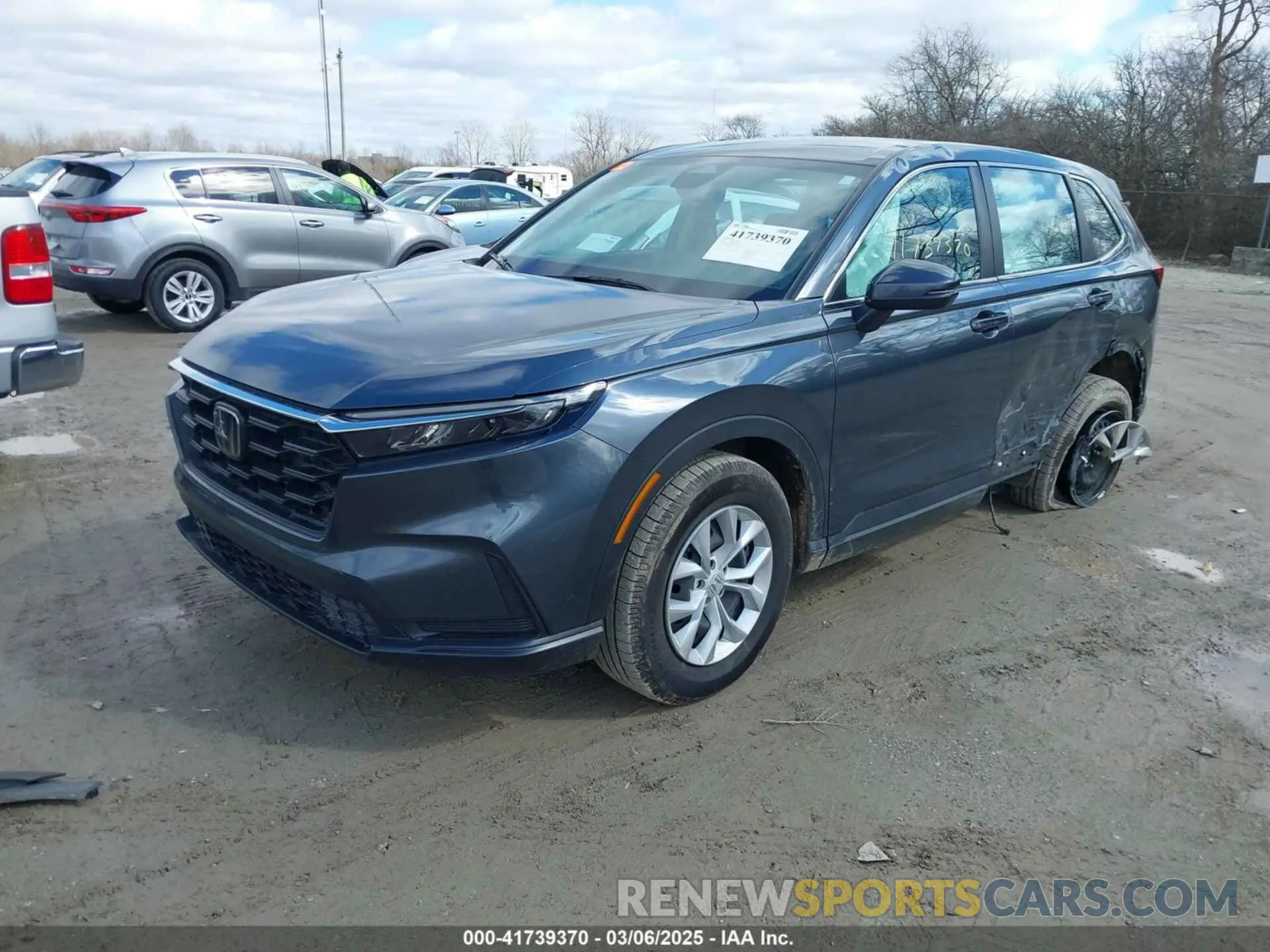 2 Photograph of a damaged car 7FARS4H27PE018848 HONDA CR-V 2023