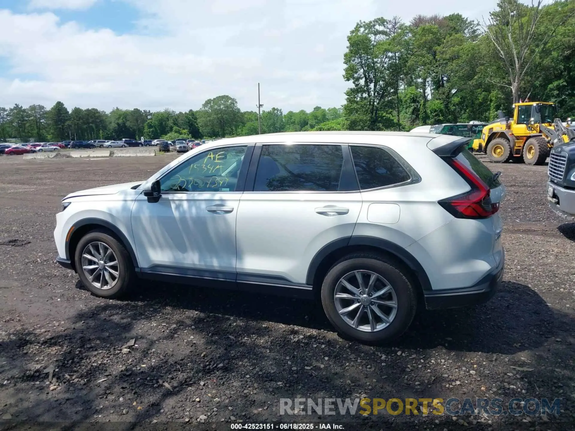 14 Photograph of a damaged car 7FARS4H40PE000449 HONDA CR-V 2023