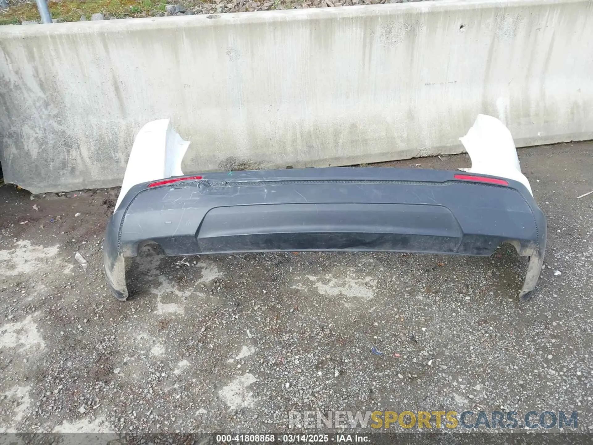 12 Photograph of a damaged car 7FARS4H45PE017392 HONDA CR-V 2023