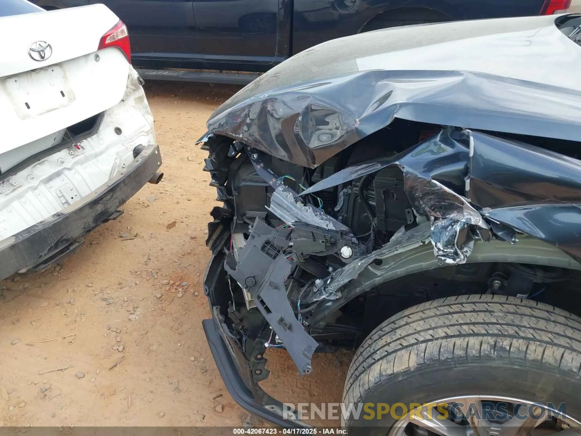 17 Photograph of a damaged car 7FARS4H49PE014821 HONDA CR-V 2023