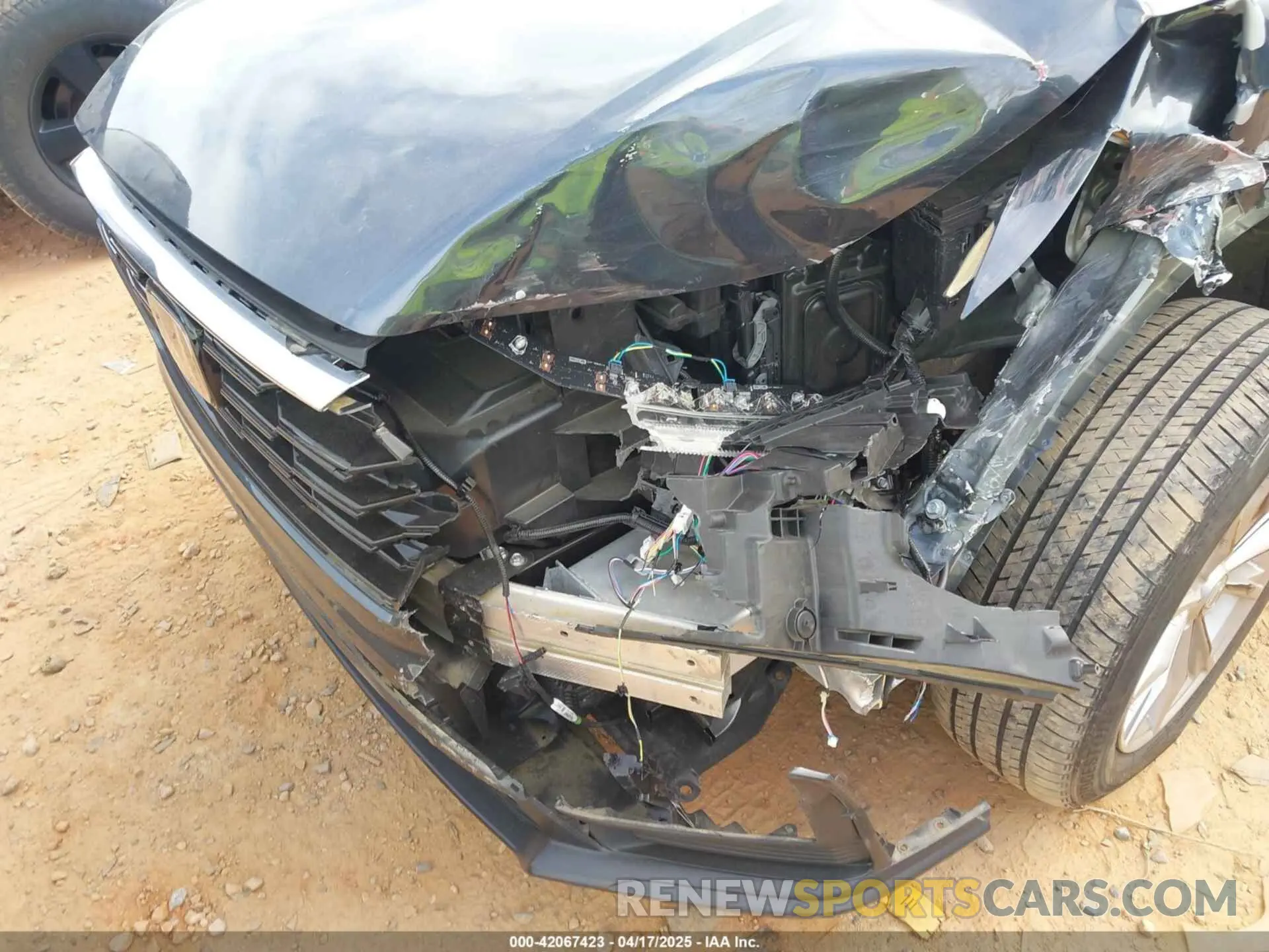 18 Photograph of a damaged car 7FARS4H49PE014821 HONDA CR-V 2023