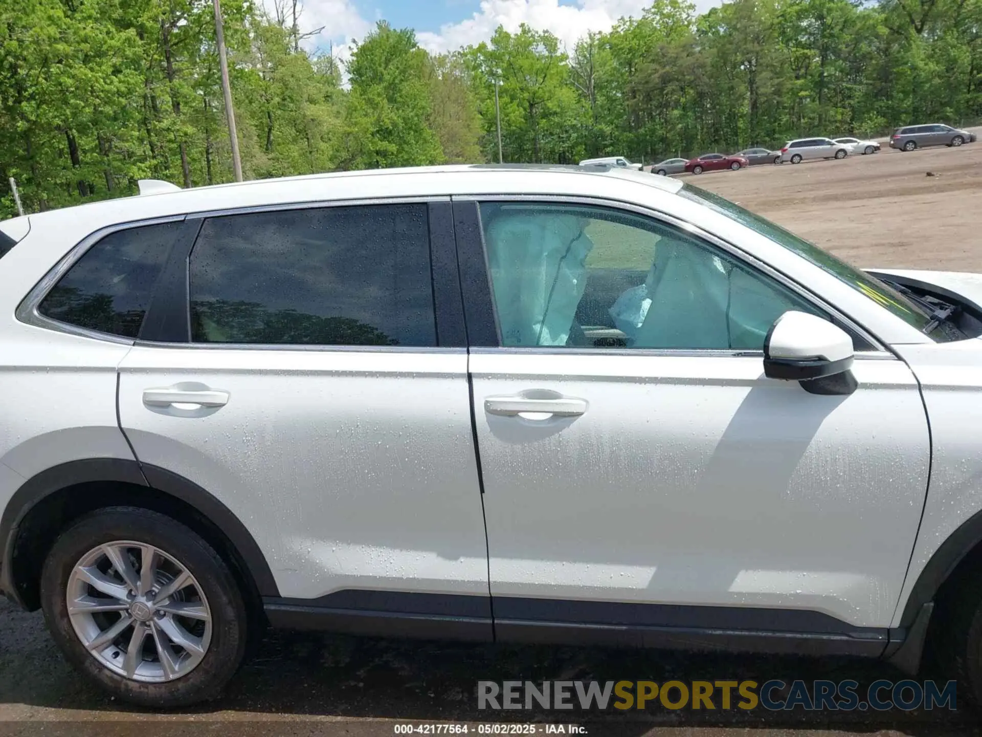 13 Photograph of a damaged car 7FARS4H72PE020132 HONDA CR-V 2023