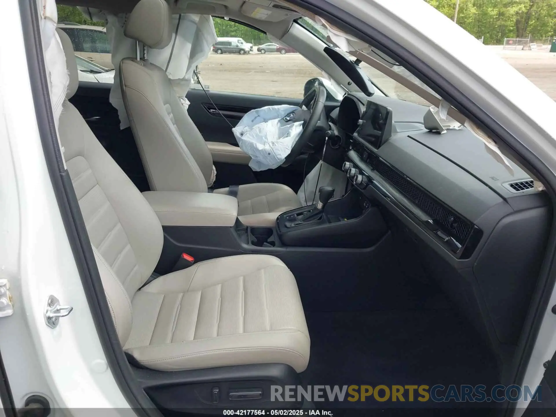 5 Photograph of a damaged car 7FARS4H72PE020132 HONDA CR-V 2023