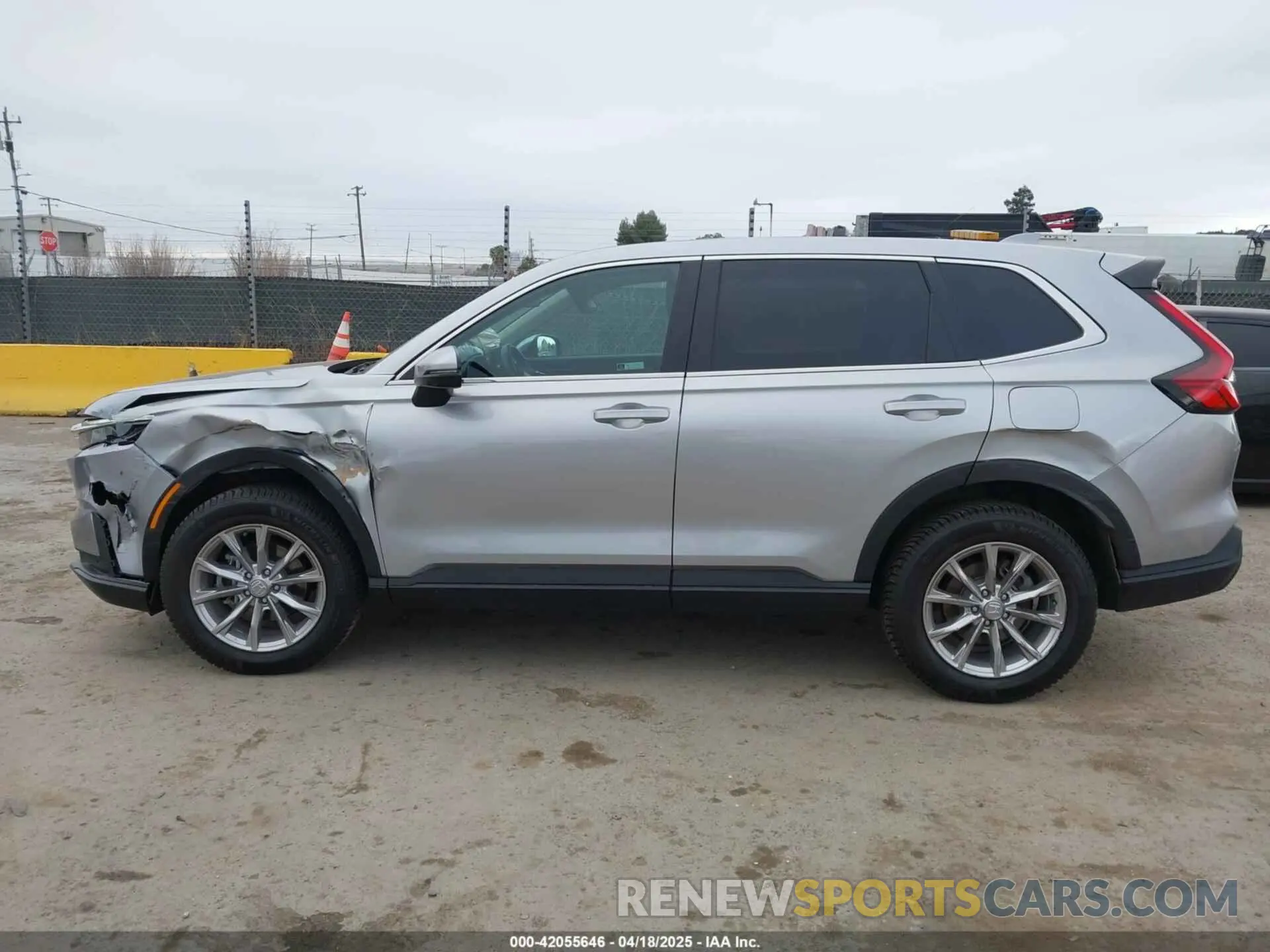 14 Photograph of a damaged car 7FARS4H73PE017692 HONDA CR-V 2023