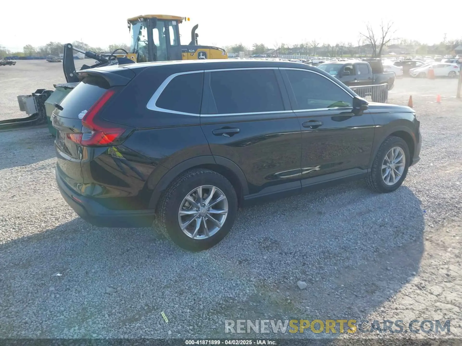 4 Photograph of a damaged car 7FARS4H75PE004054 HONDA CR-V 2023