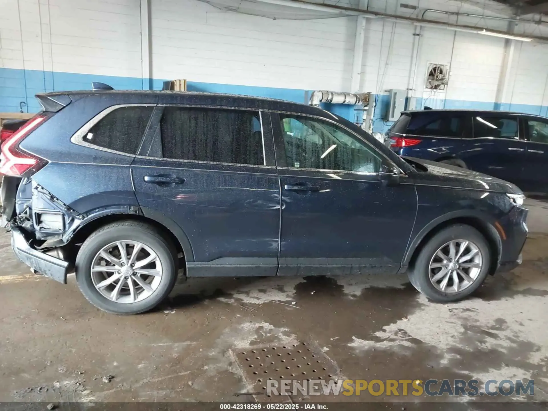 14 Photograph of a damaged car 7FARS4H77PE006906 HONDA CR-V 2023