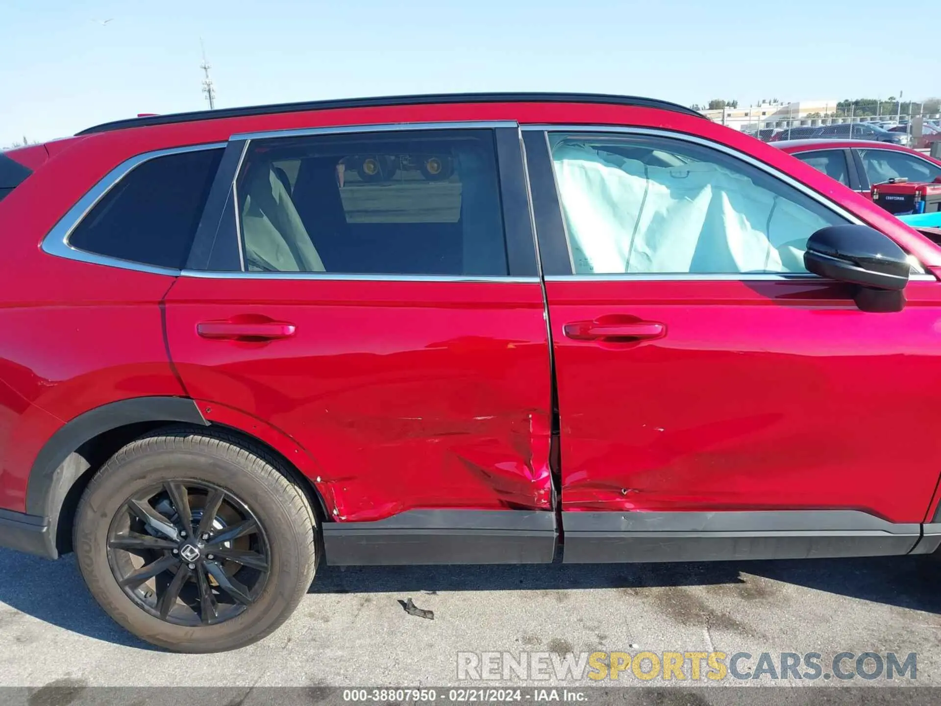 6 Photograph of a damaged car 7FARS5H54PE006401 HONDA CR-V 2023