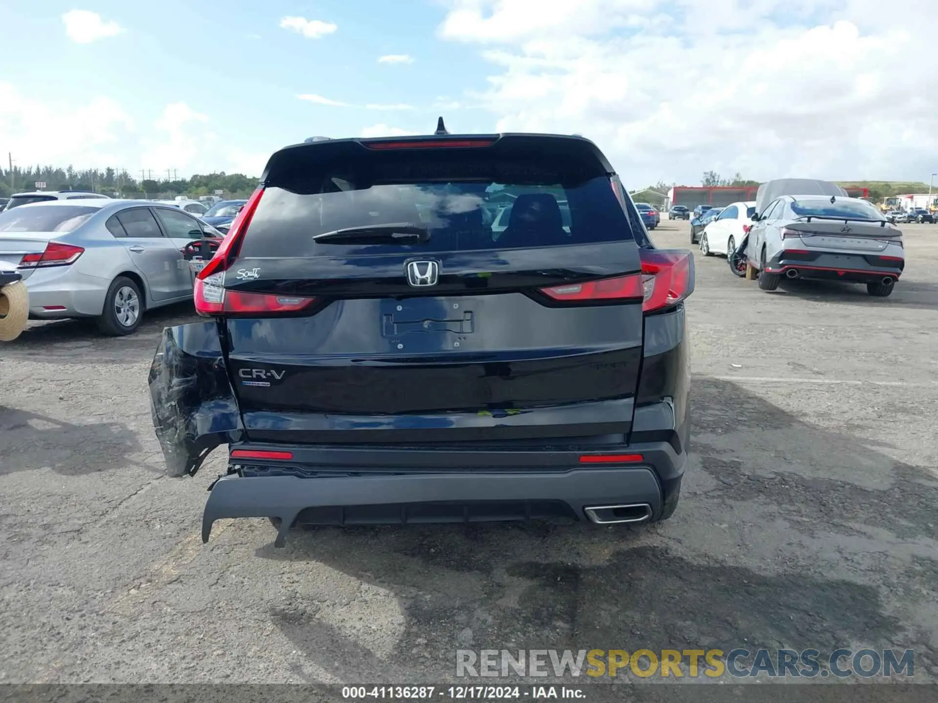 15 Photograph of a damaged car 7FARS5H56PE003032 HONDA CR-V 2023