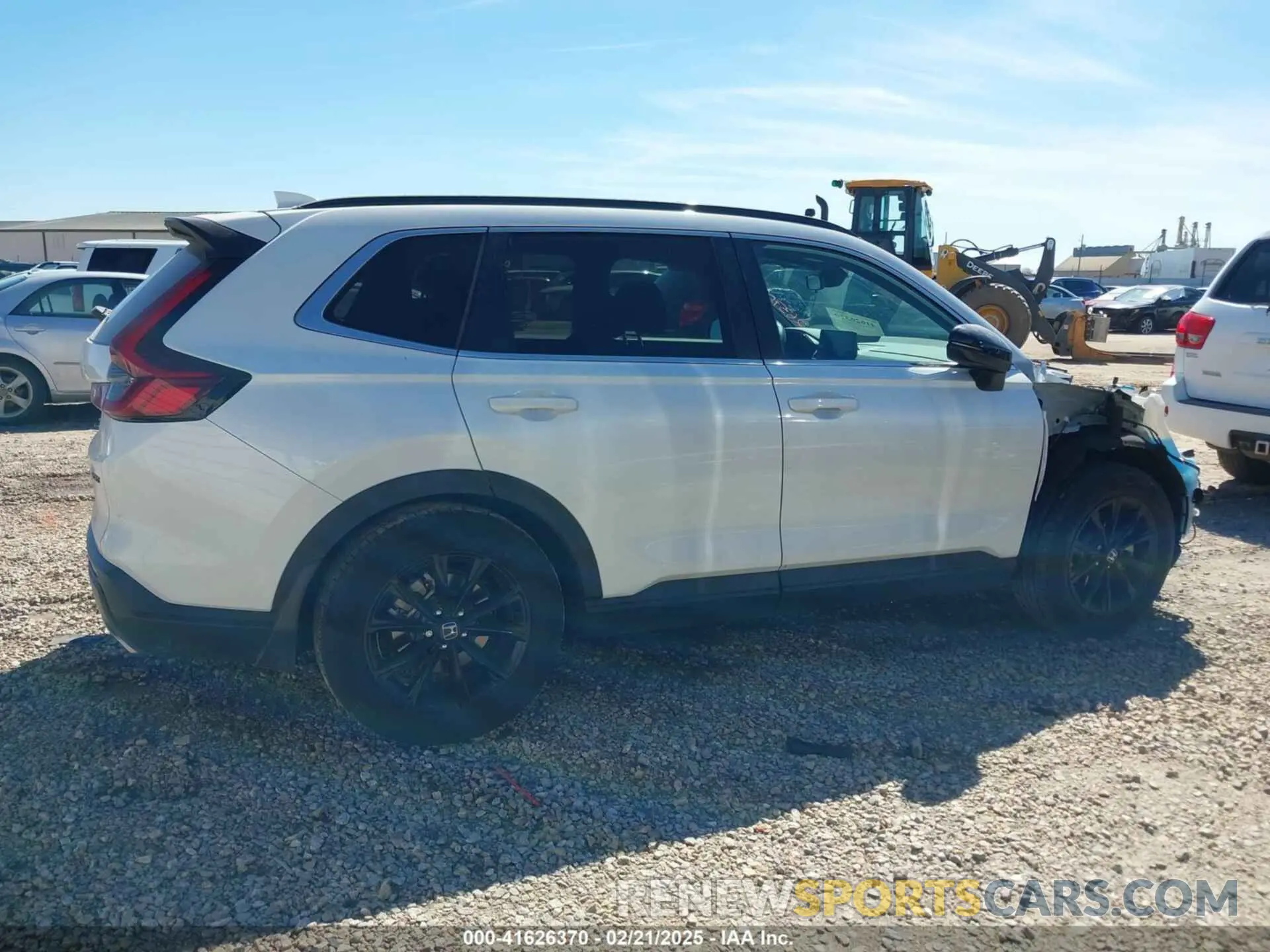 14 Photograph of a damaged car 7FARS5H59PE007365 HONDA CR-V 2023