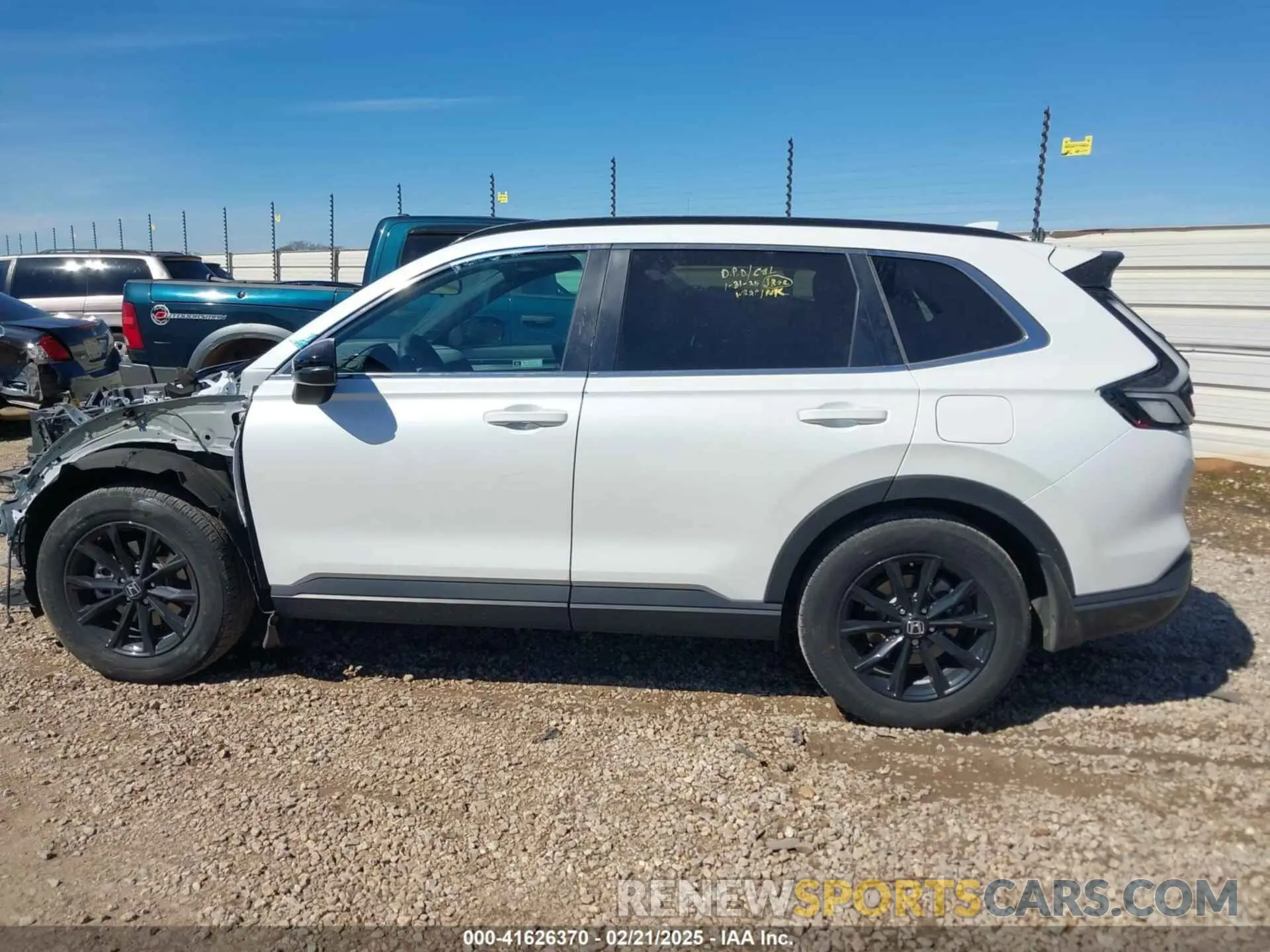 15 Photograph of a damaged car 7FARS5H59PE007365 HONDA CR-V 2023