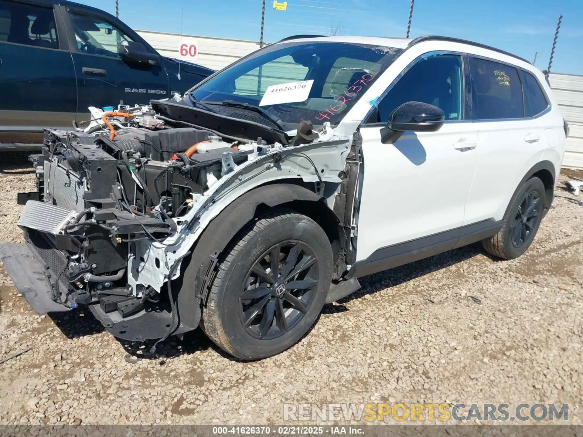 2 Photograph of a damaged car 7FARS5H59PE007365 HONDA CR-V 2023