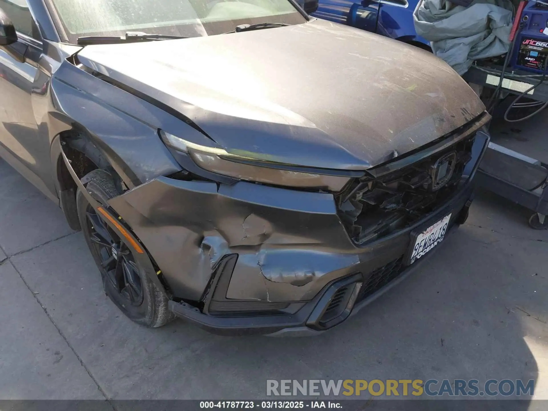 6 Photograph of a damaged car 7FARS6H52PE035384 HONDA CR-V 2023