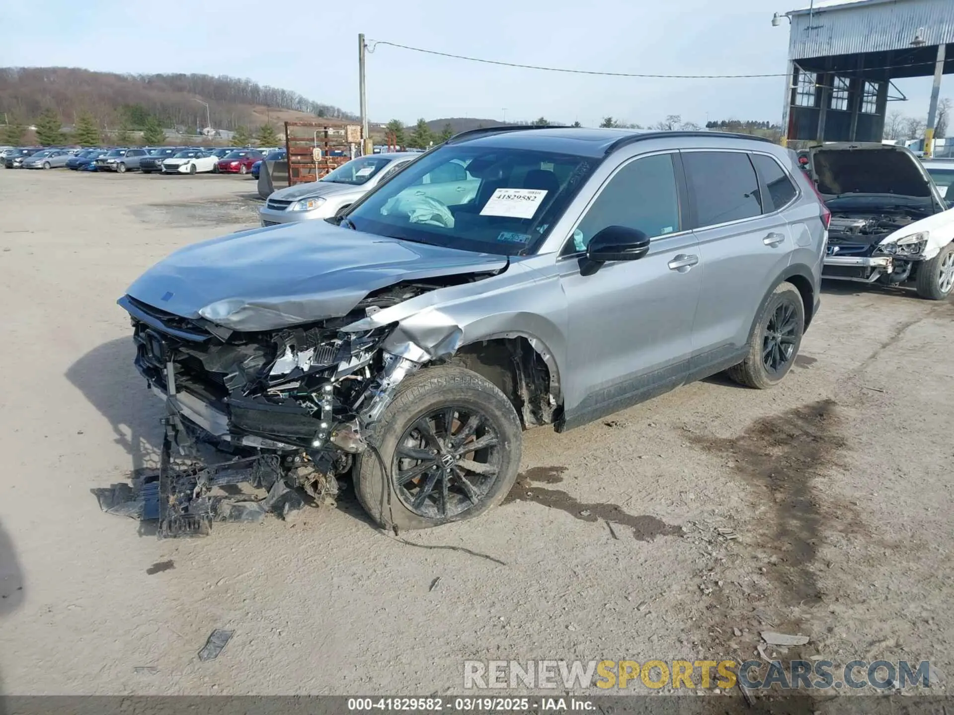 2 Photograph of a damaged car 7FARS6H57PE023781 HONDA CR-V 2023