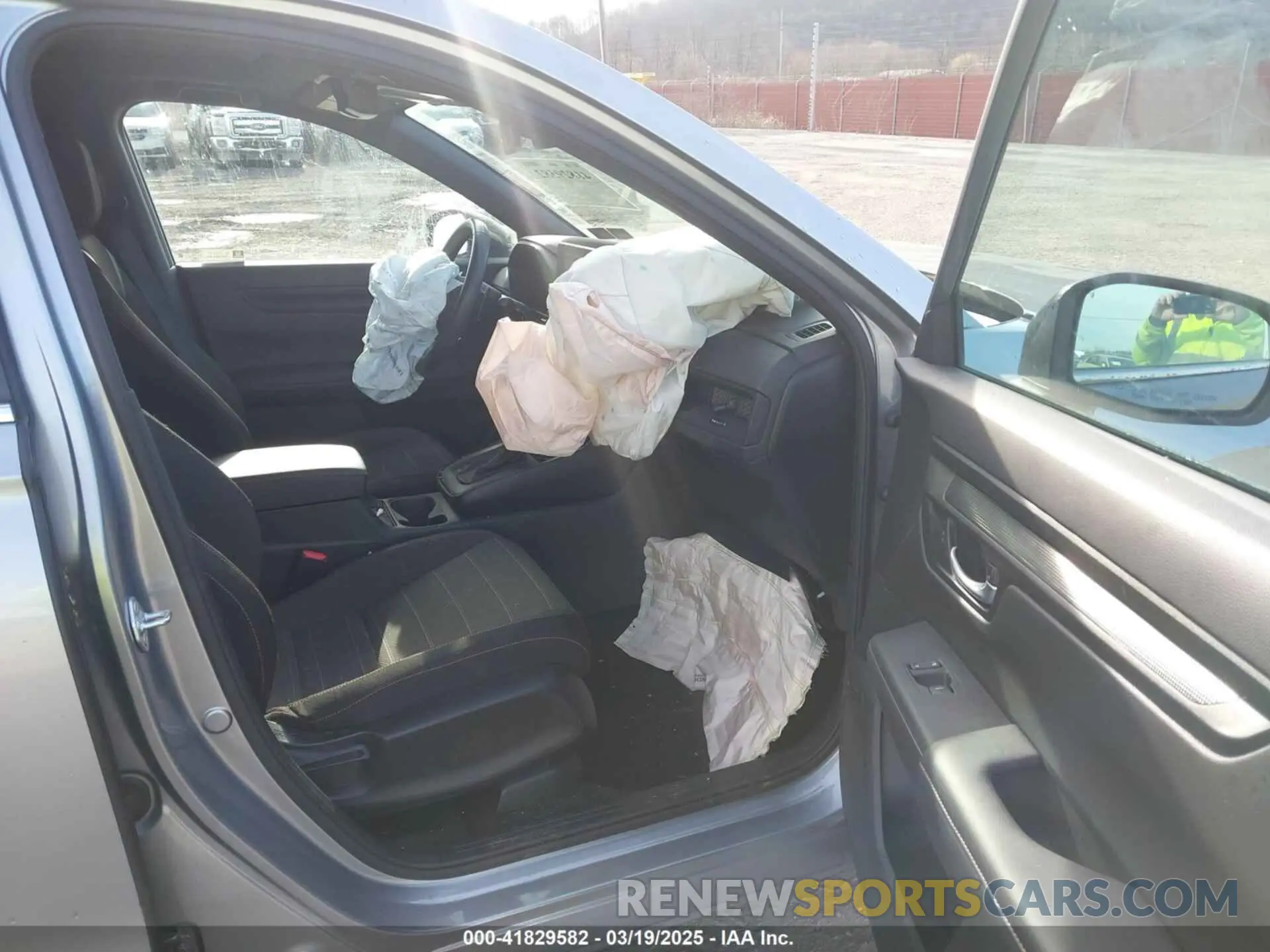 5 Photograph of a damaged car 7FARS6H57PE023781 HONDA CR-V 2023