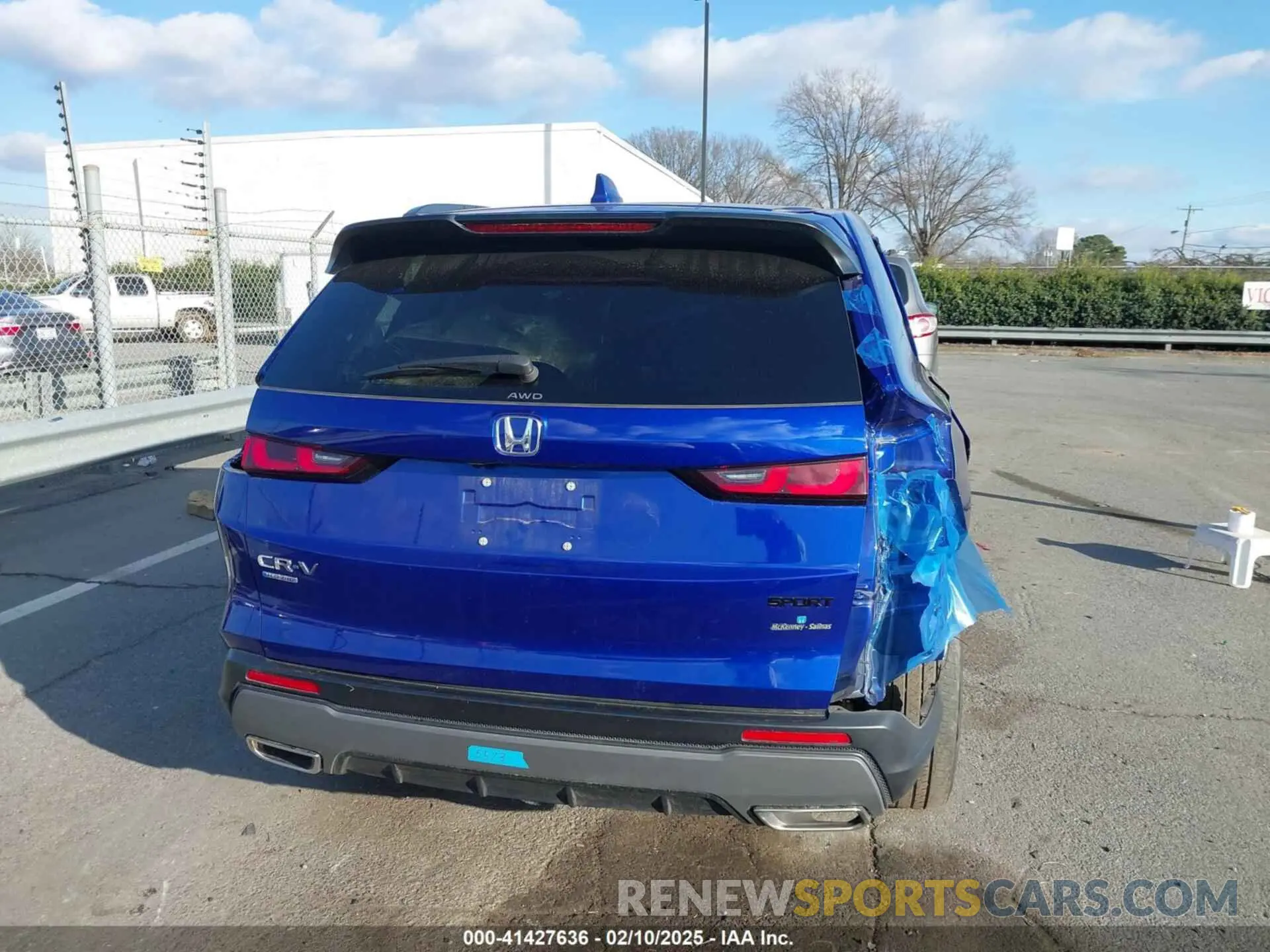 17 Photograph of a damaged car 7FARS6H5XPE031521 HONDA CR-V 2023