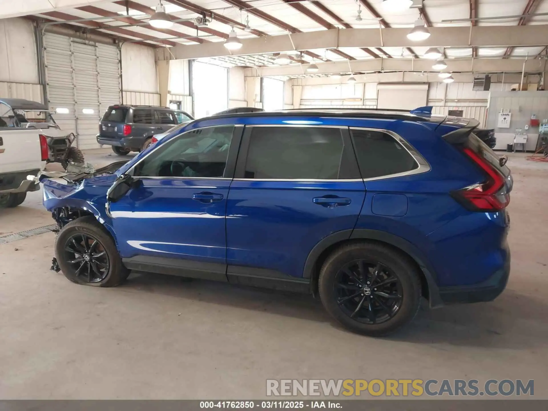 14 Photograph of a damaged car 7FARS6H5XPE031650 HONDA CR-V 2023