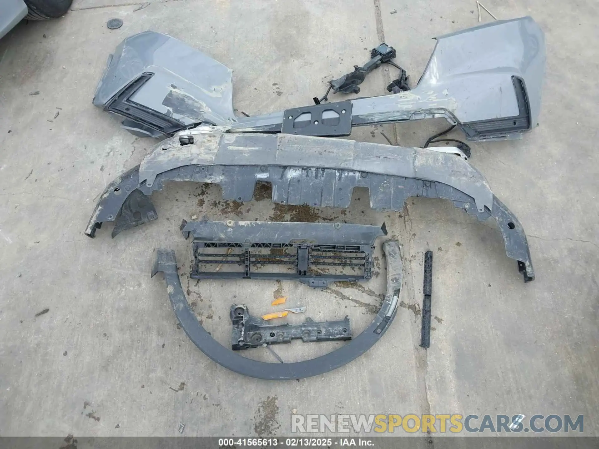12 Photograph of a damaged car 7FARS6H95PE006643 HONDA CR-V 2023