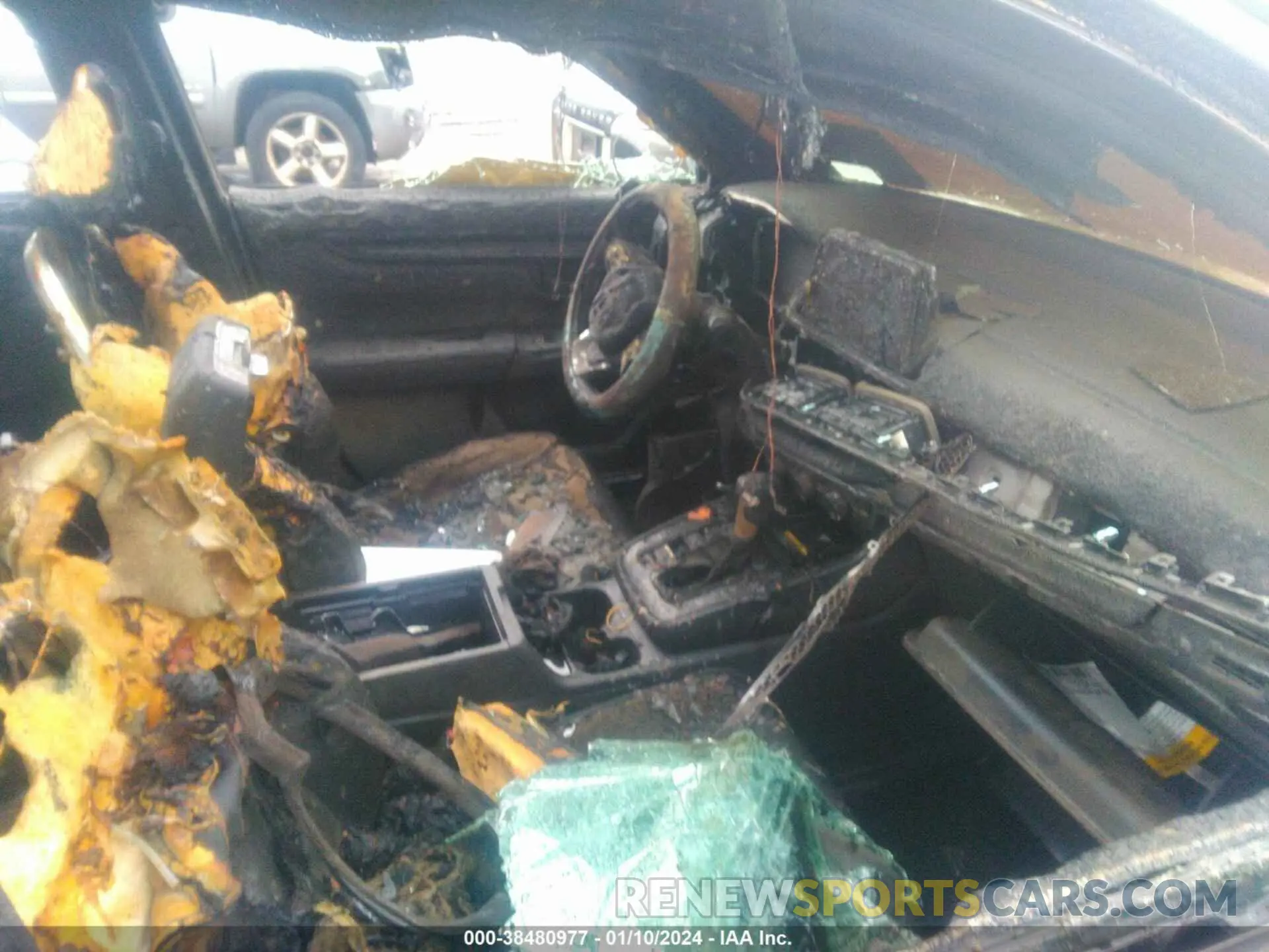 5 Photograph of a damaged car 7FARS6H97PE023427 HONDA CR-V 2023