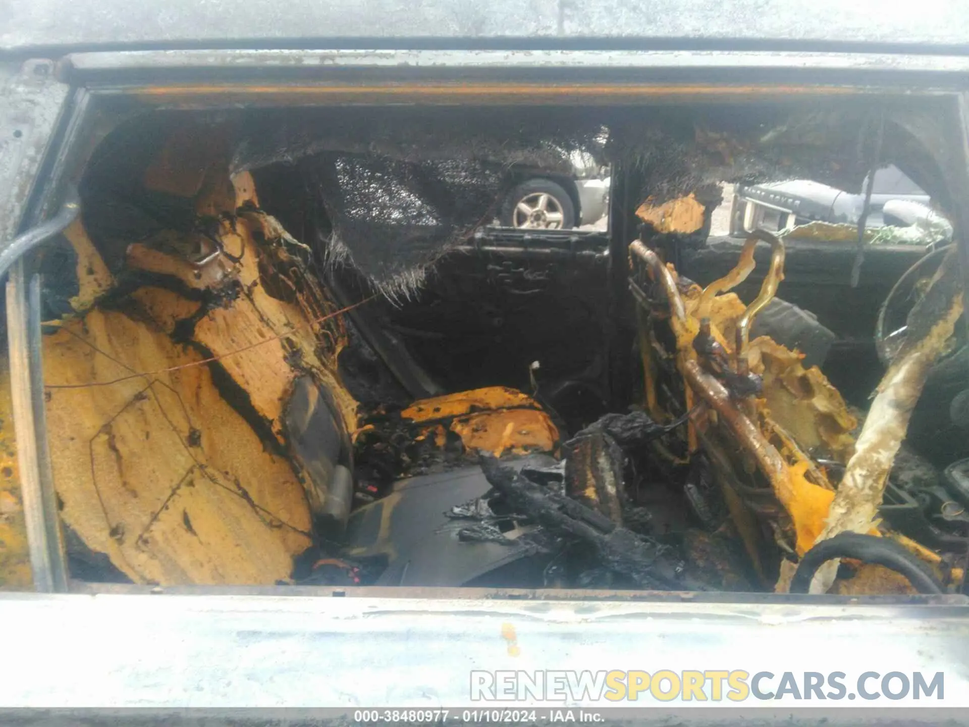 8 Photograph of a damaged car 7FARS6H97PE023427 HONDA CR-V 2023