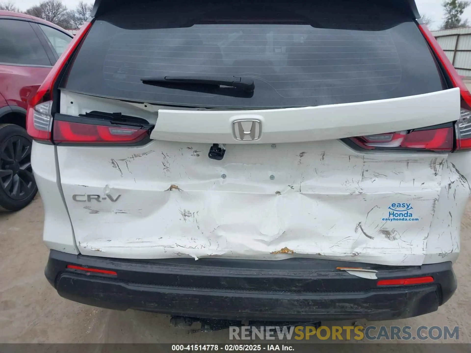 6 Photograph of a damaged car 2HKRS3H21RH323630 HONDA CR-V 2024