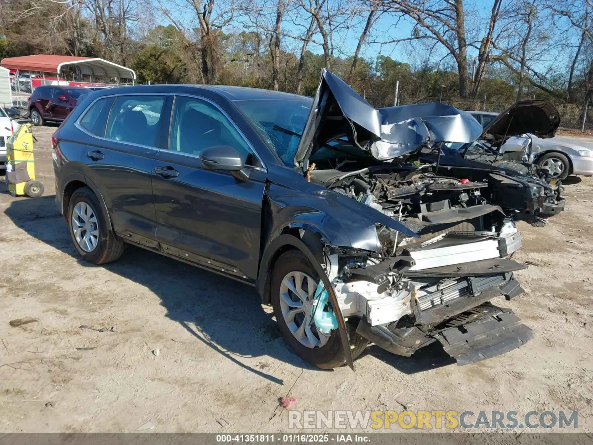 1 Photograph of a damaged car 2HKRS3H27RH317346 HONDA CR-V 2024