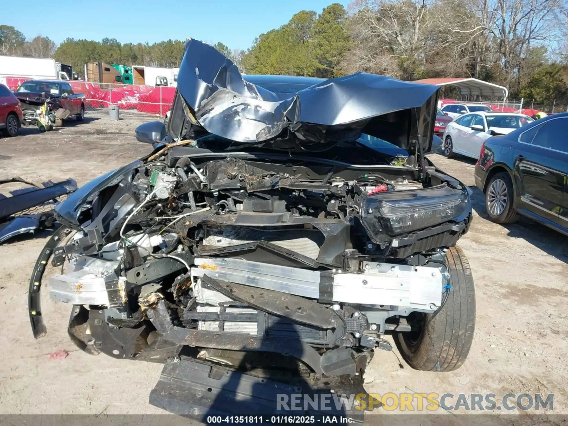 12 Photograph of a damaged car 2HKRS3H27RH317346 HONDA CR-V 2024