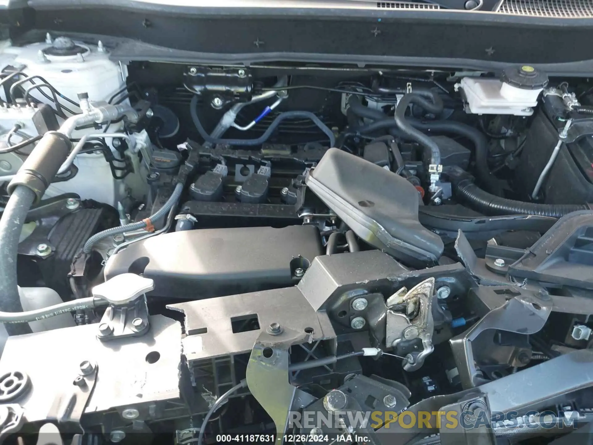 10 Photograph of a damaged car 2HKRS3H43RH311688 HONDA CR-V 2024