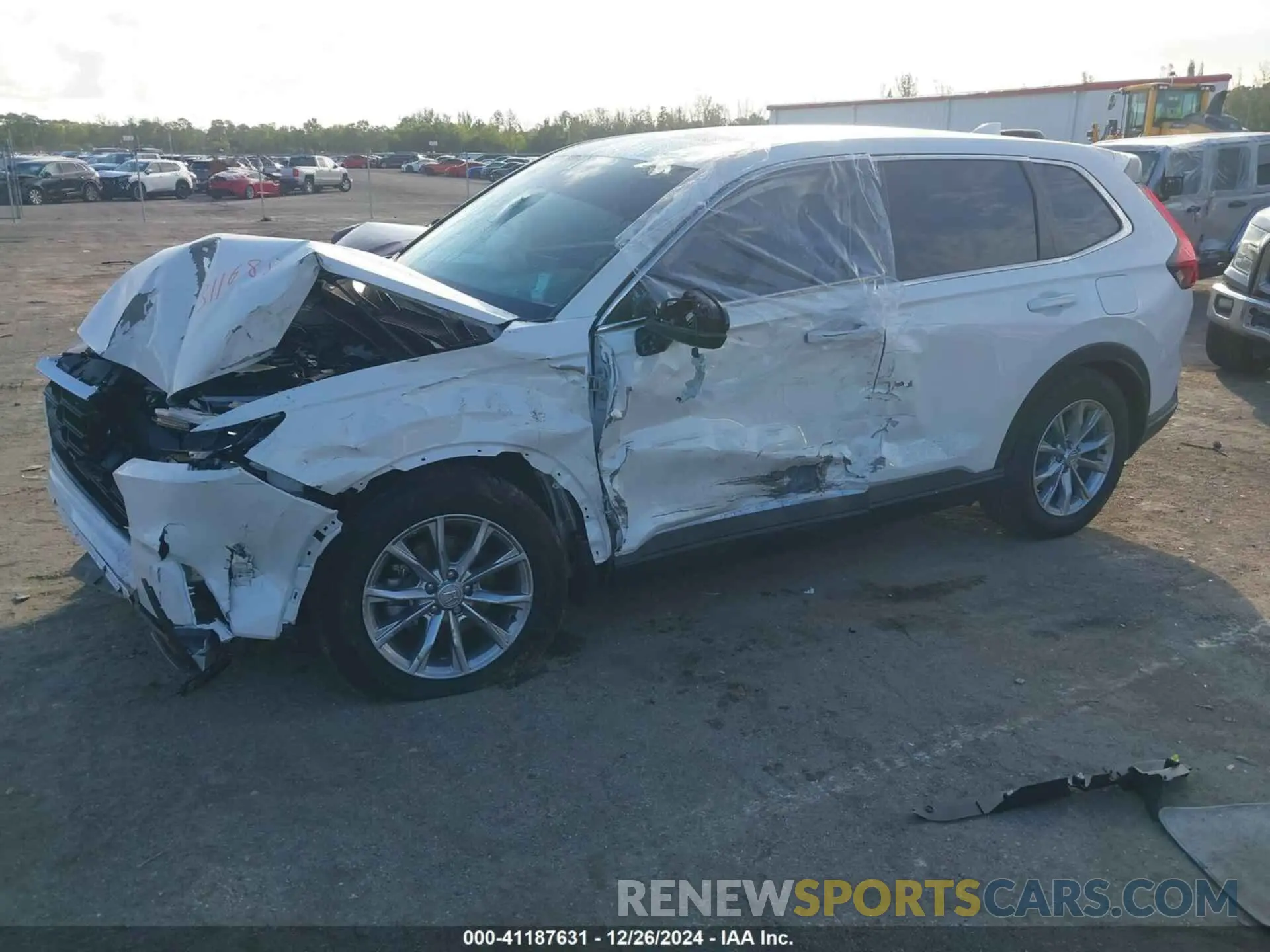 2 Photograph of a damaged car 2HKRS3H43RH311688 HONDA CR-V 2024