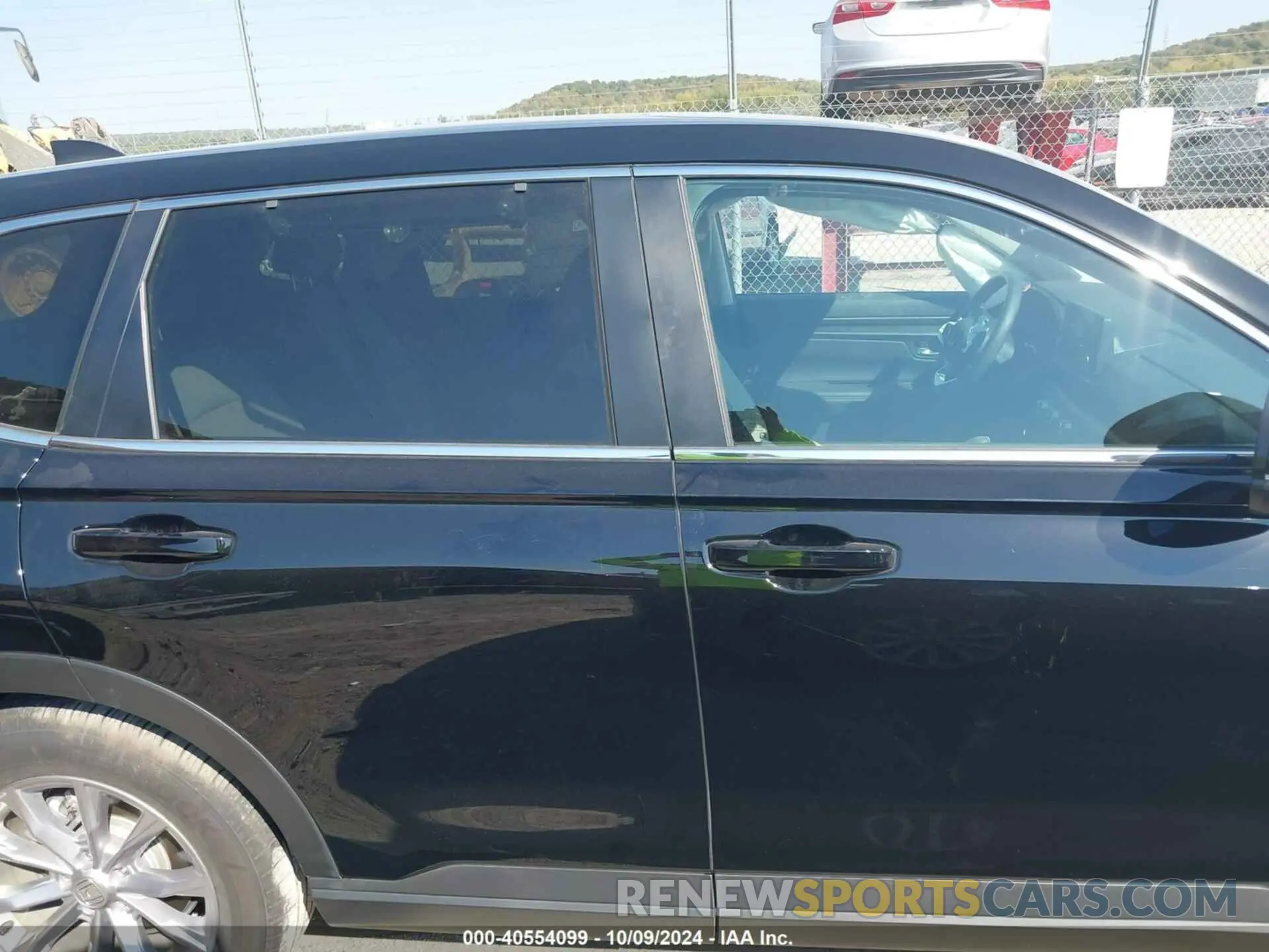 13 Photograph of a damaged car 2HKRS3H44RH318830 HONDA CR-V 2024