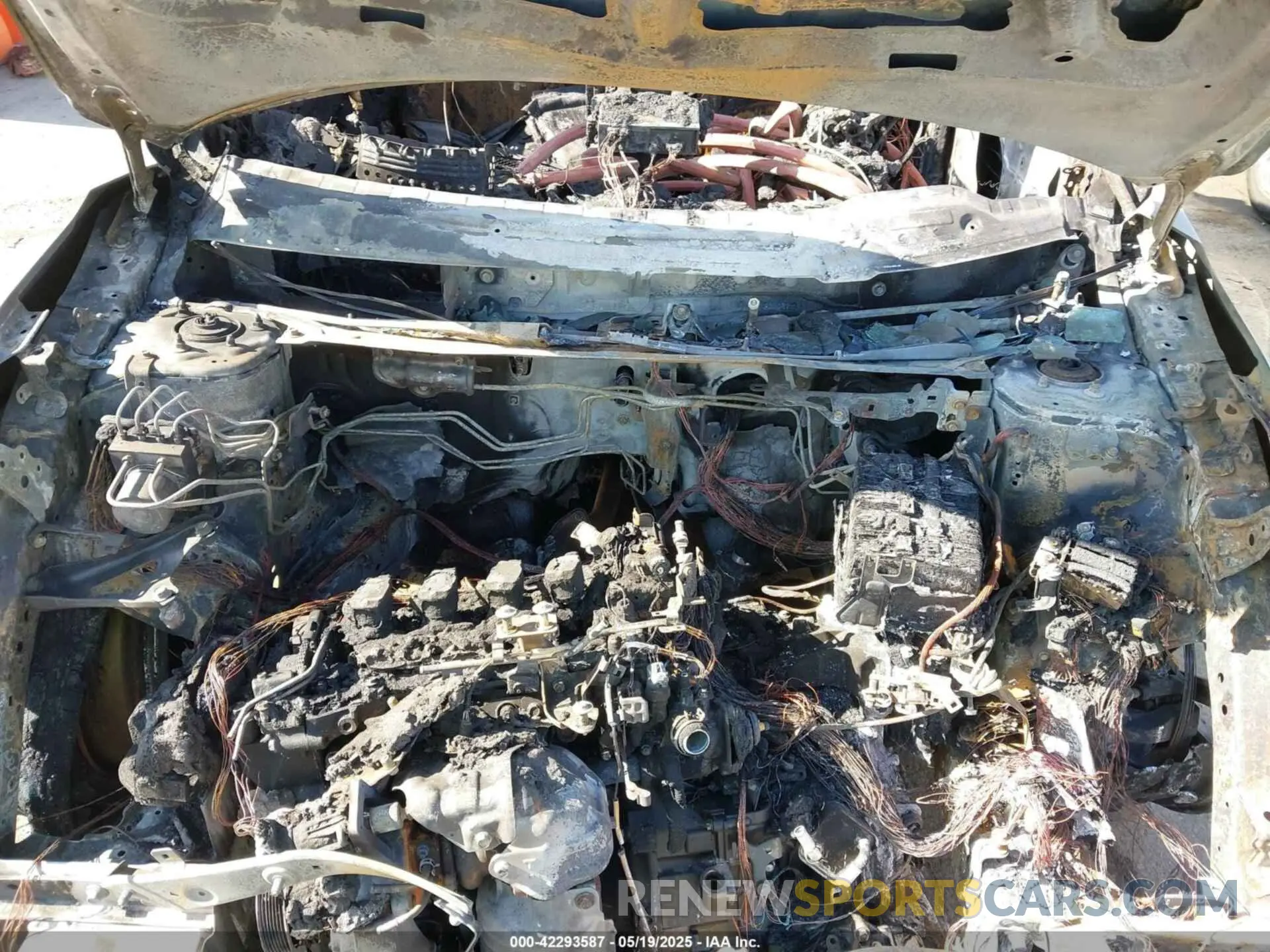 10 Photograph of a damaged car 2HKRS3H45RH311885 HONDA CR-V 2024