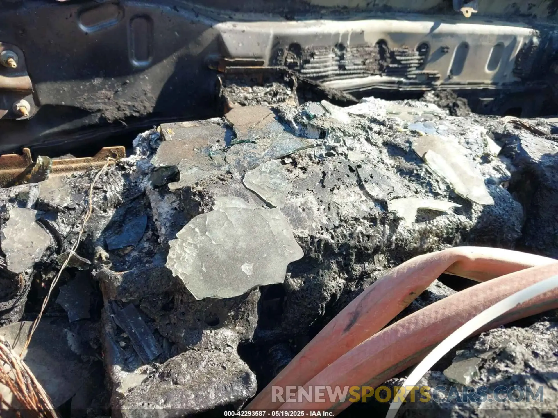 15 Photograph of a damaged car 2HKRS3H45RH311885 HONDA CR-V 2024