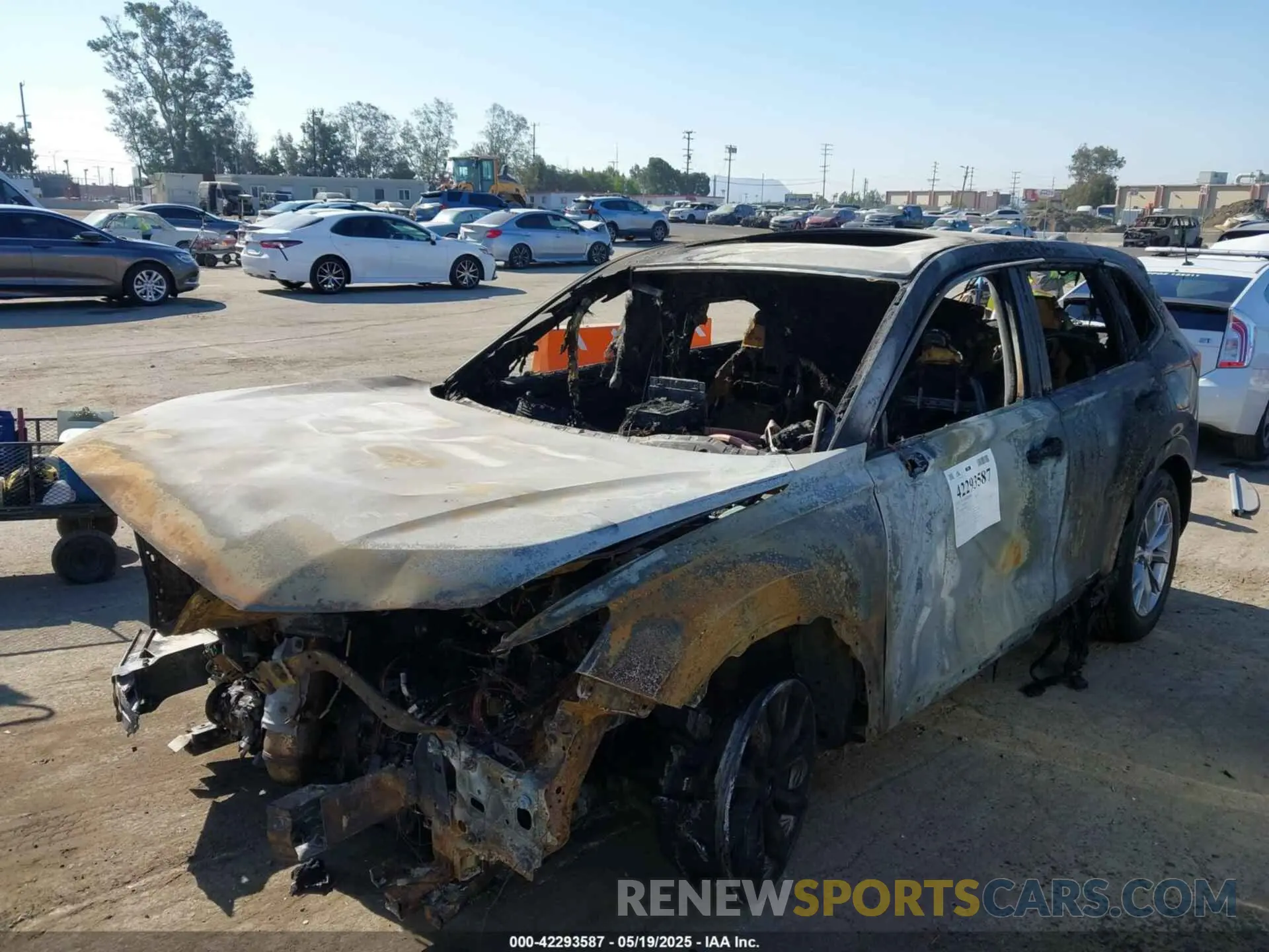 2 Photograph of a damaged car 2HKRS3H45RH311885 HONDA CR-V 2024