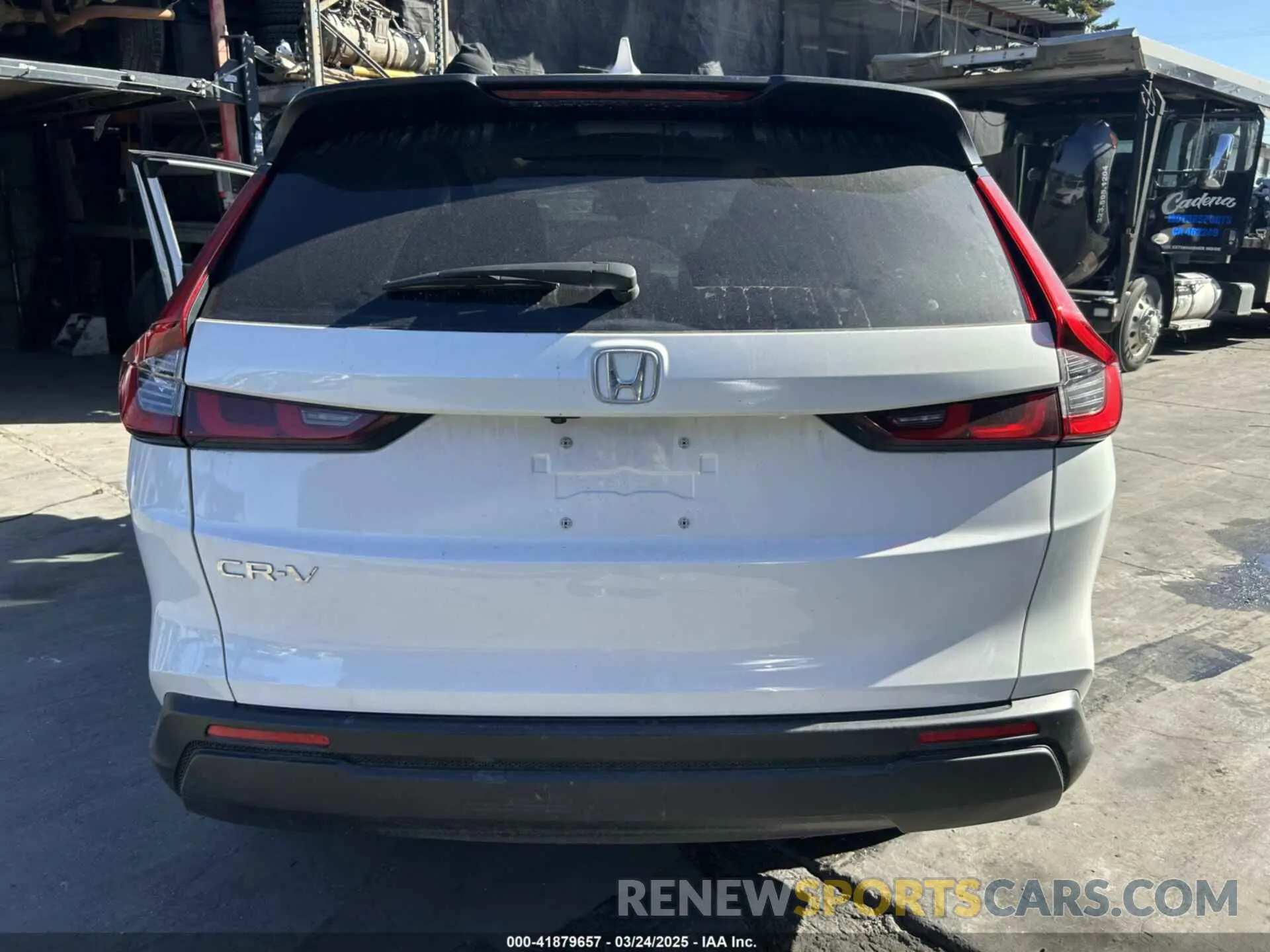 12 Photograph of a damaged car 2HKRS3H46RH310230 HONDA CR-V 2024