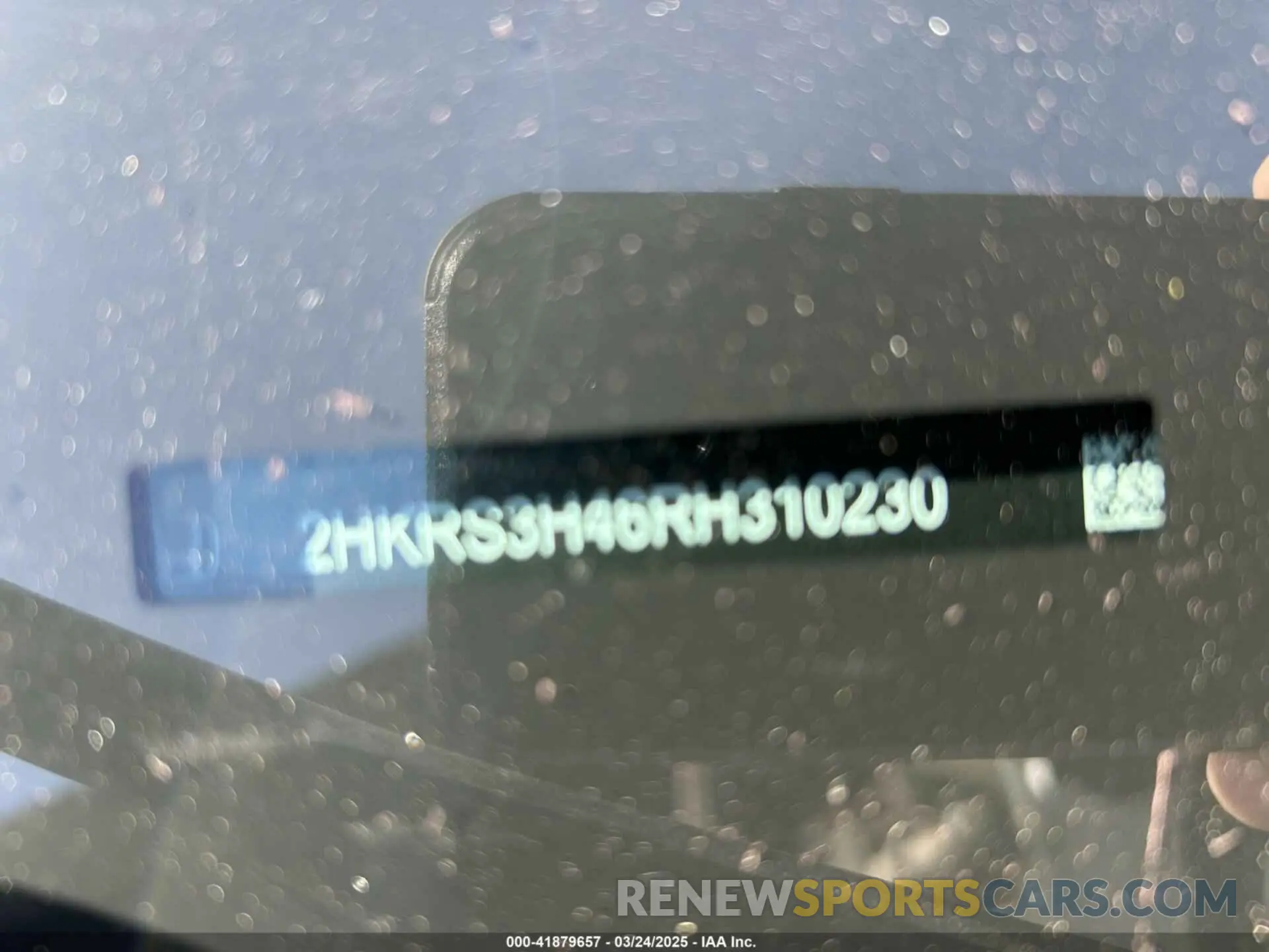 15 Photograph of a damaged car 2HKRS3H46RH310230 HONDA CR-V 2024