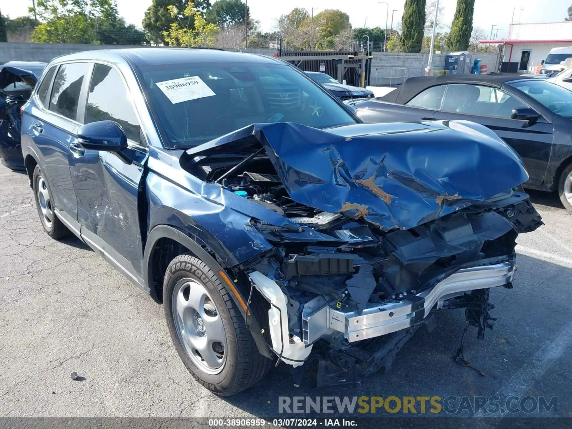 1 Photograph of a damaged car 2HKRS3H46RH311023 HONDA CR-V 2024