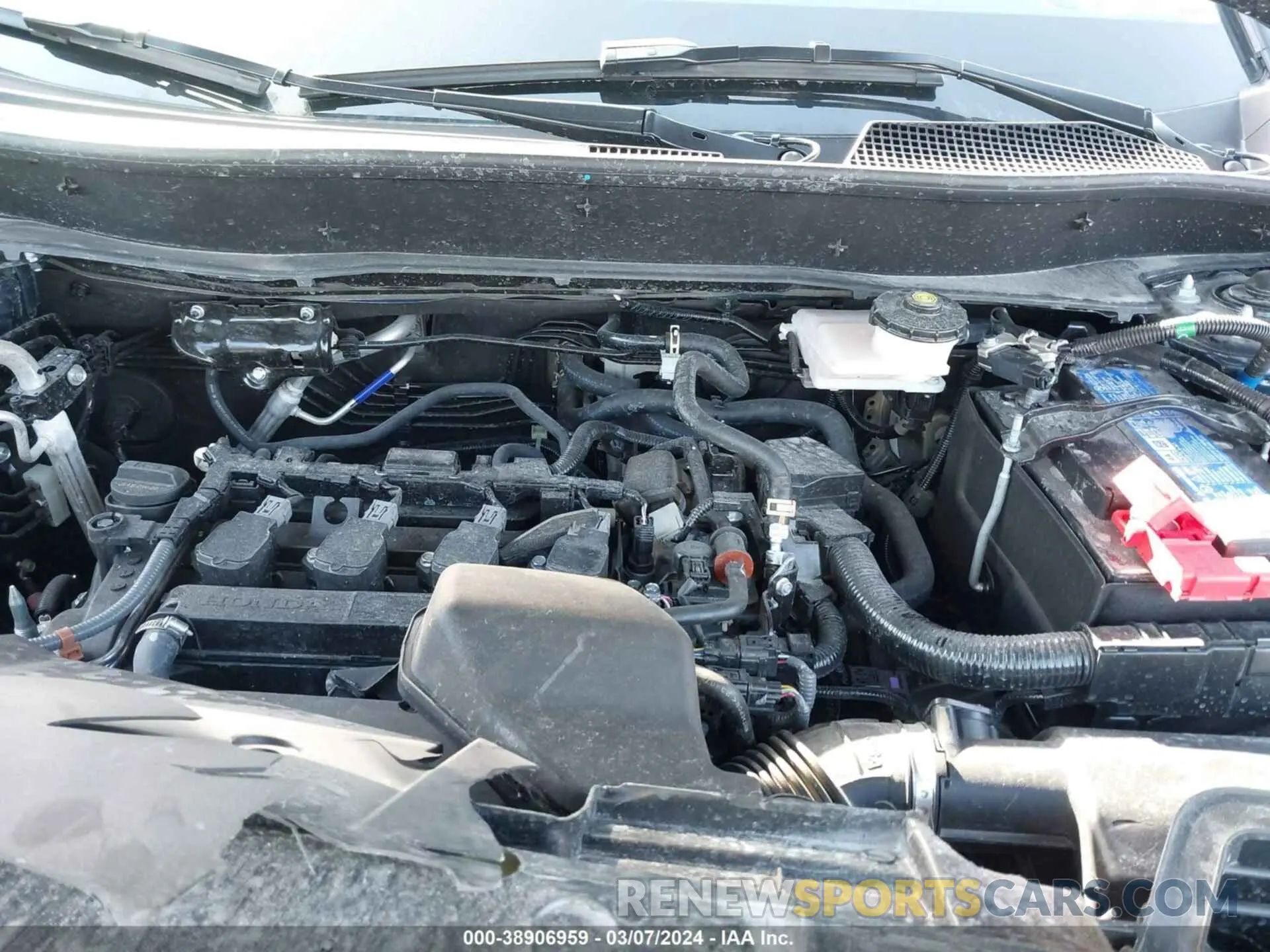 10 Photograph of a damaged car 2HKRS3H46RH311023 HONDA CR-V 2024