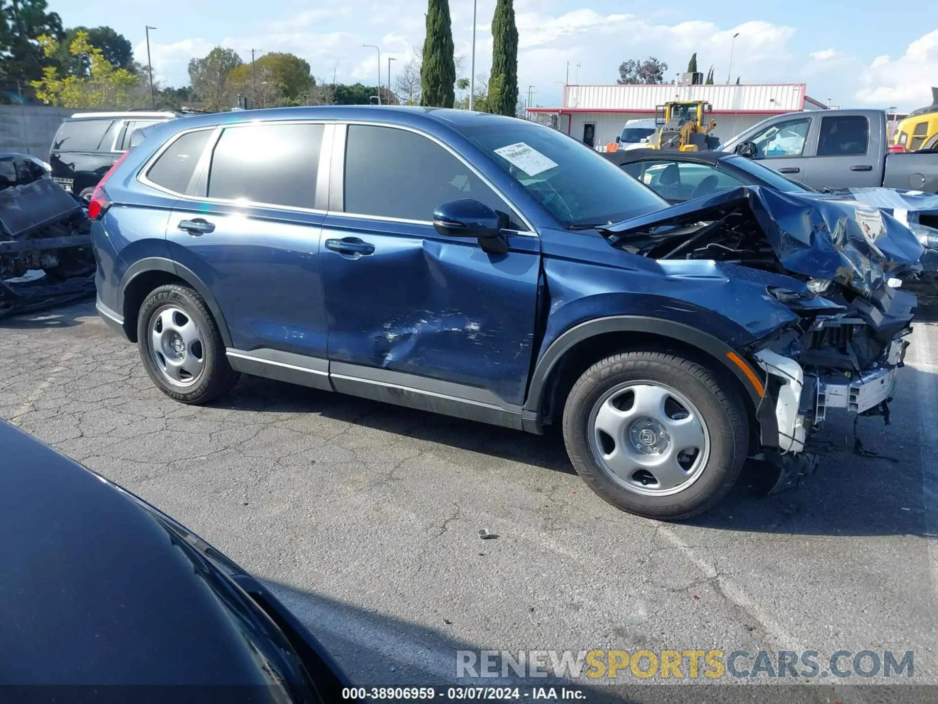 13 Photograph of a damaged car 2HKRS3H46RH311023 HONDA CR-V 2024