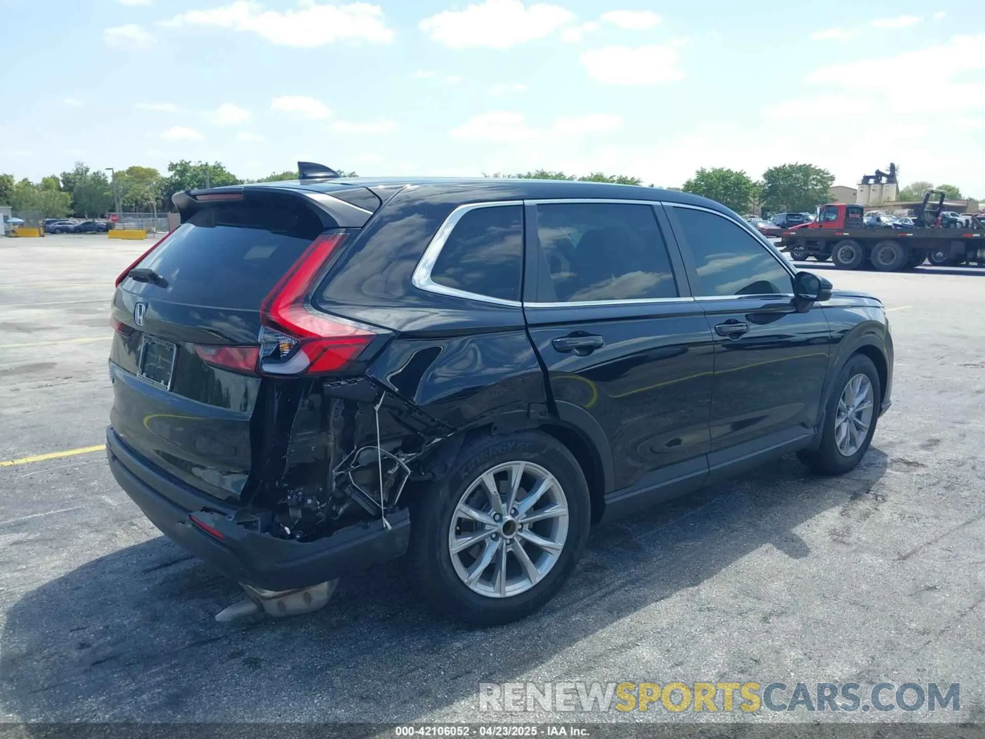 6 Photograph of a damaged car 2HKRS3H47RH302024 HONDA CR-V 2024