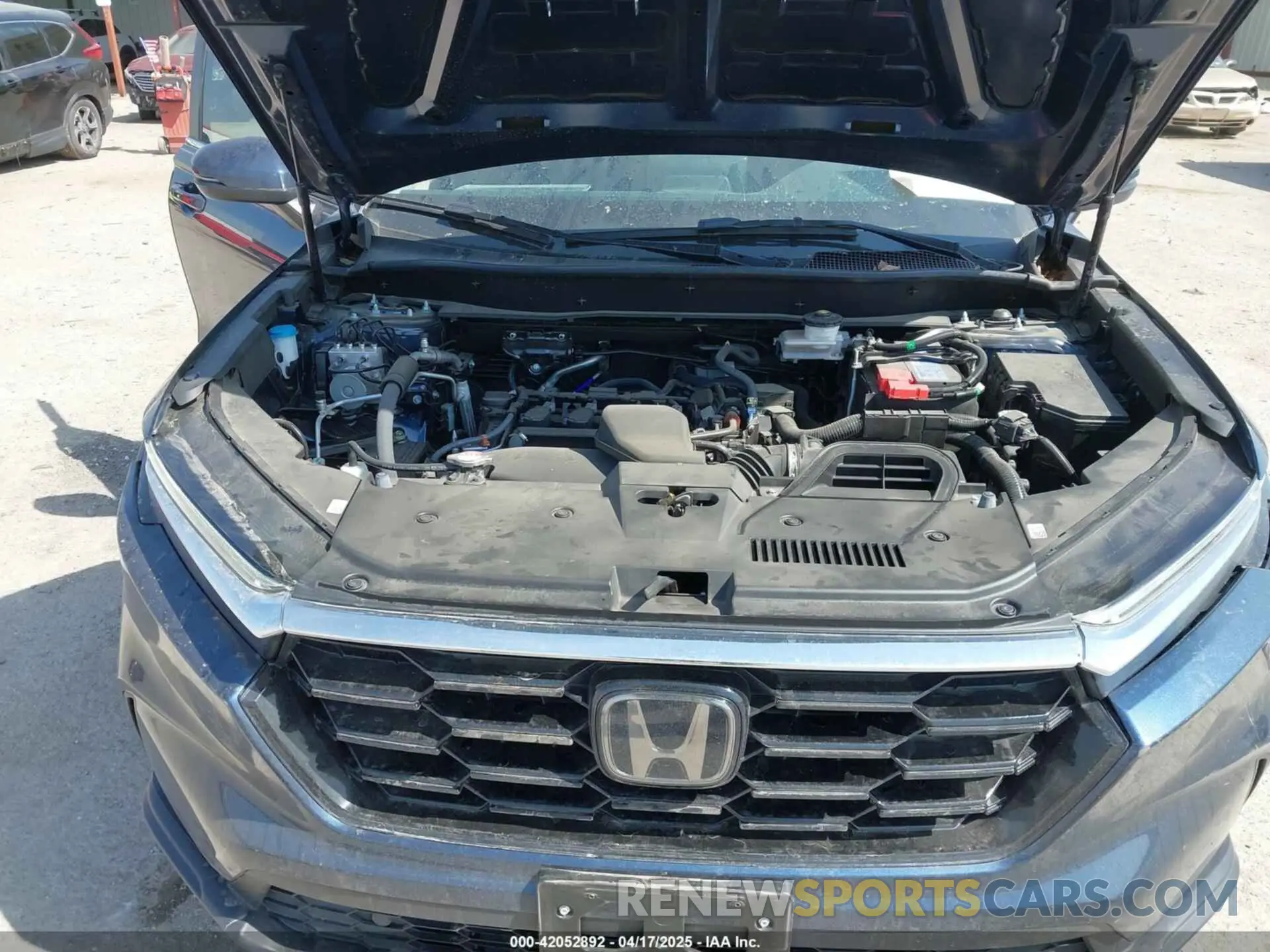 10 Photograph of a damaged car 2HKRS3H71RH314857 HONDA CR-V 2024