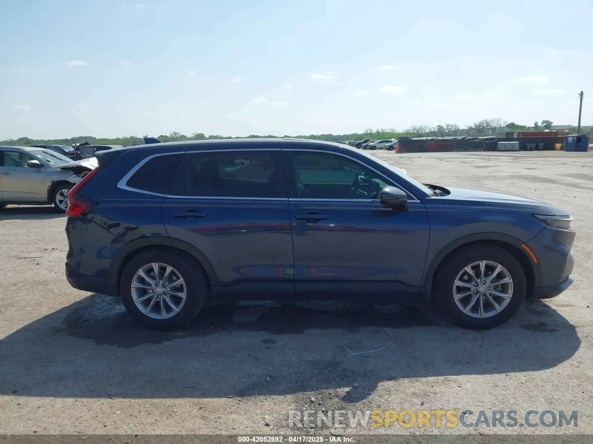 13 Photograph of a damaged car 2HKRS3H71RH314857 HONDA CR-V 2024