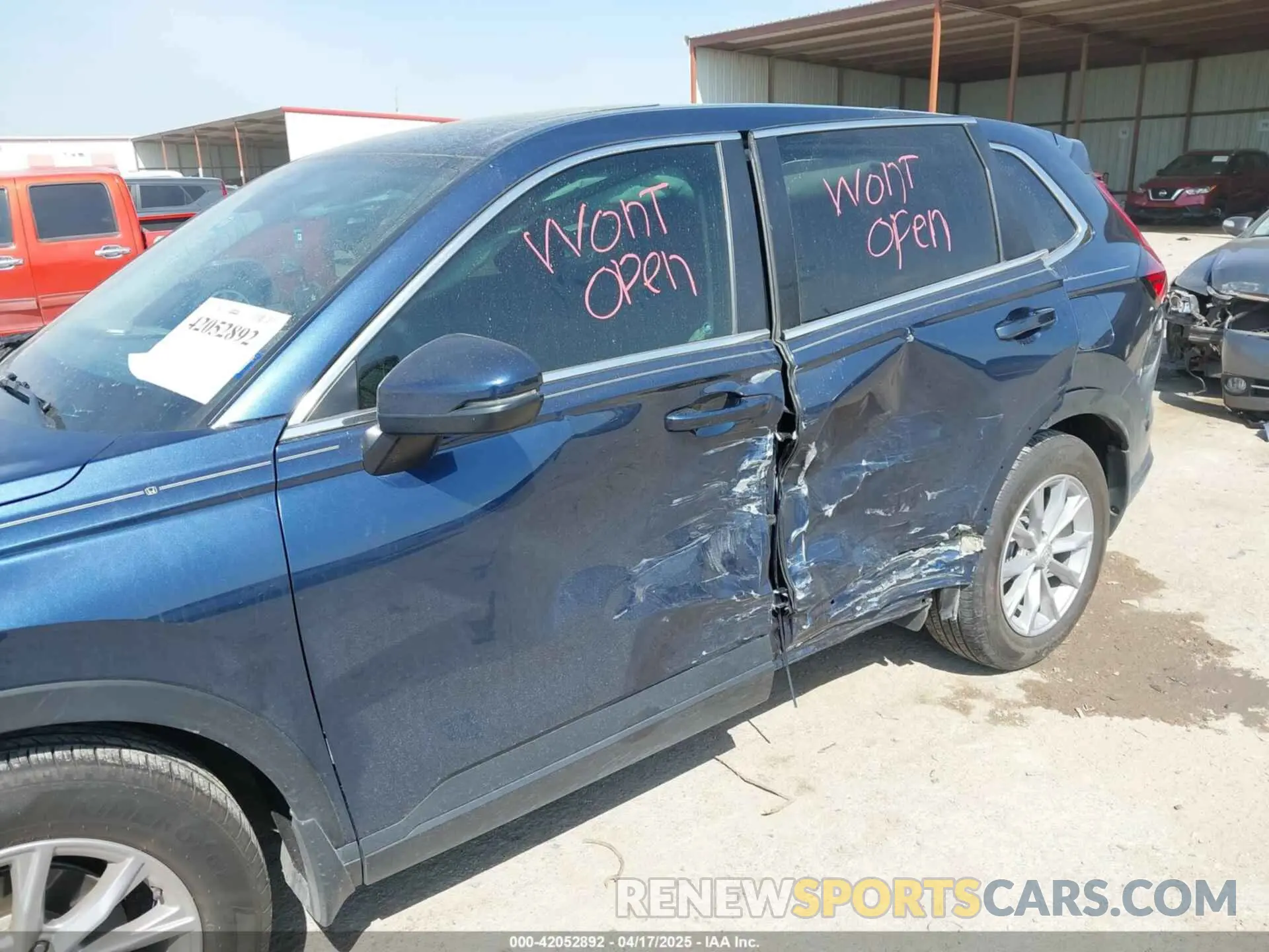 6 Photograph of a damaged car 2HKRS3H71RH314857 HONDA CR-V 2024