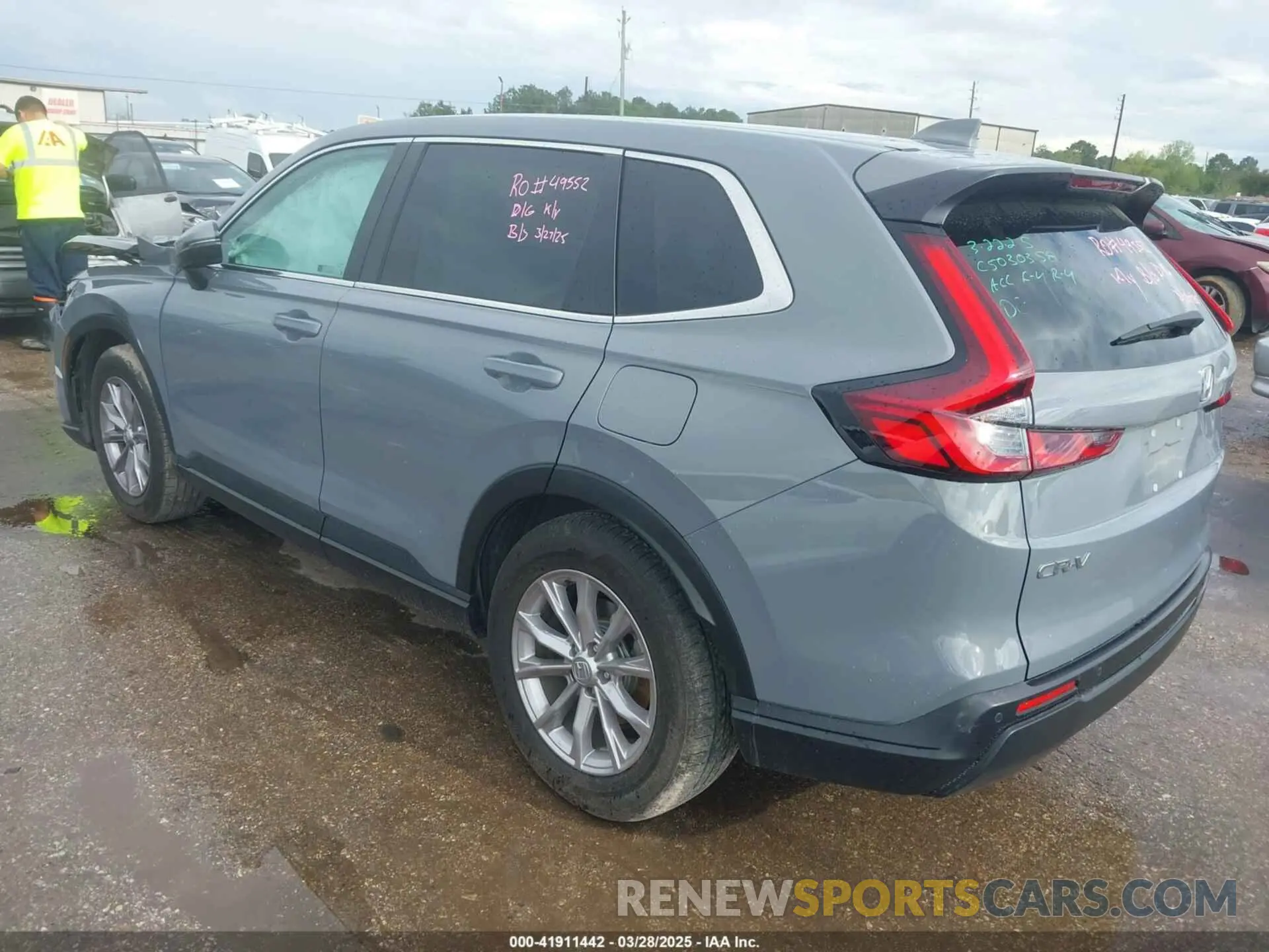 3 Photograph of a damaged car 2HKRS3H75RH312738 HONDA CR-V 2024