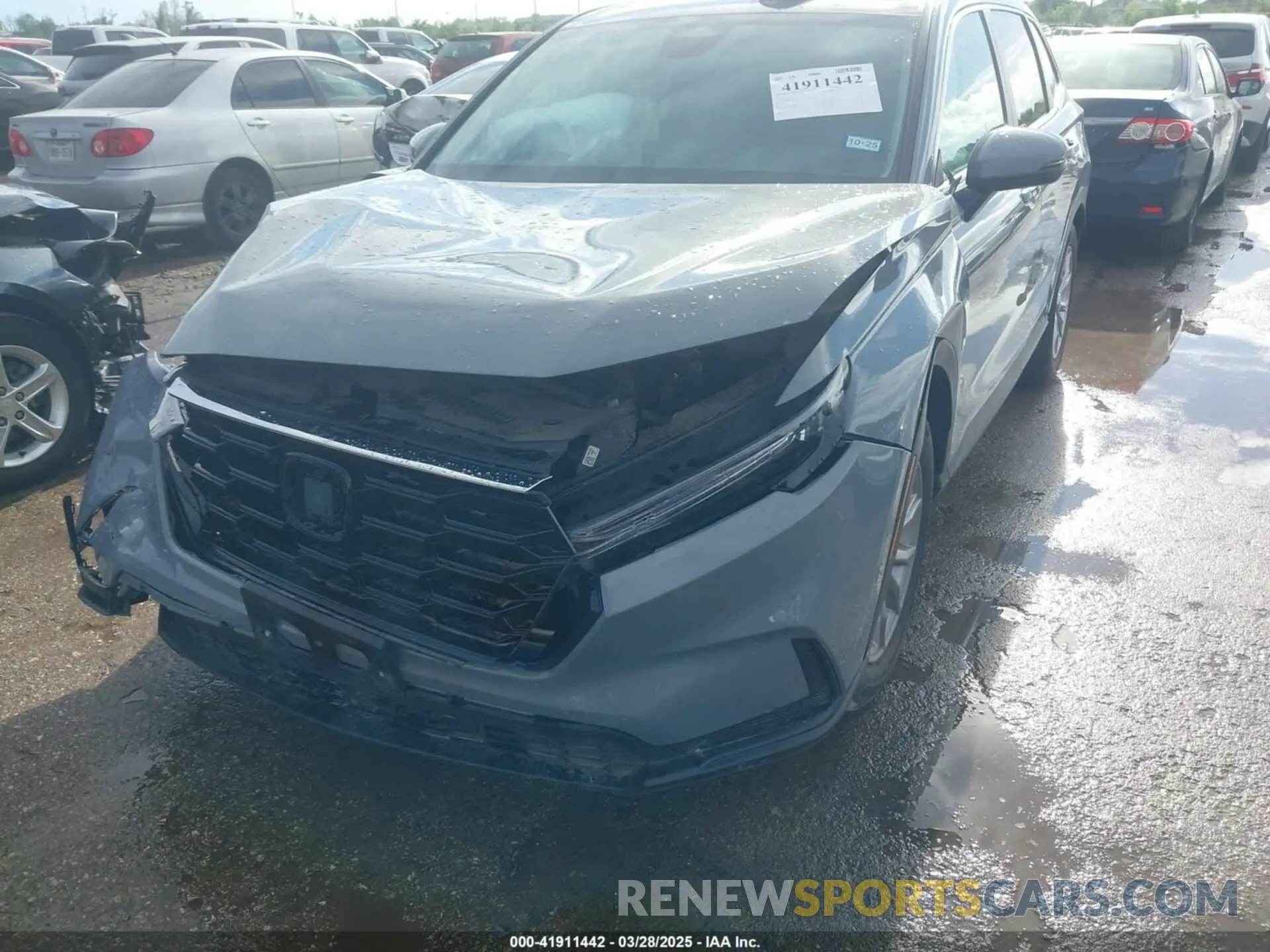 6 Photograph of a damaged car 2HKRS3H75RH312738 HONDA CR-V 2024
