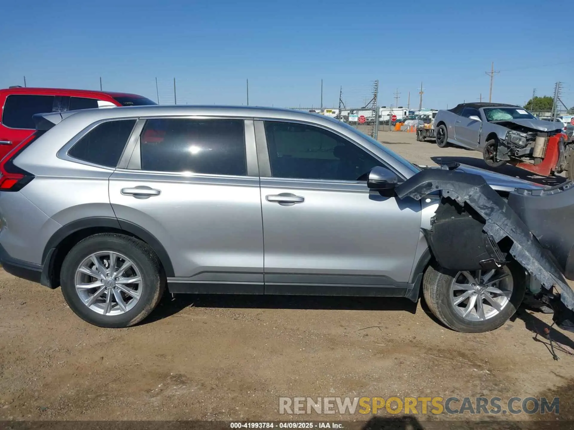 14 Photograph of a damaged car 2HKRS3H75RH329037 HONDA CR-V 2024