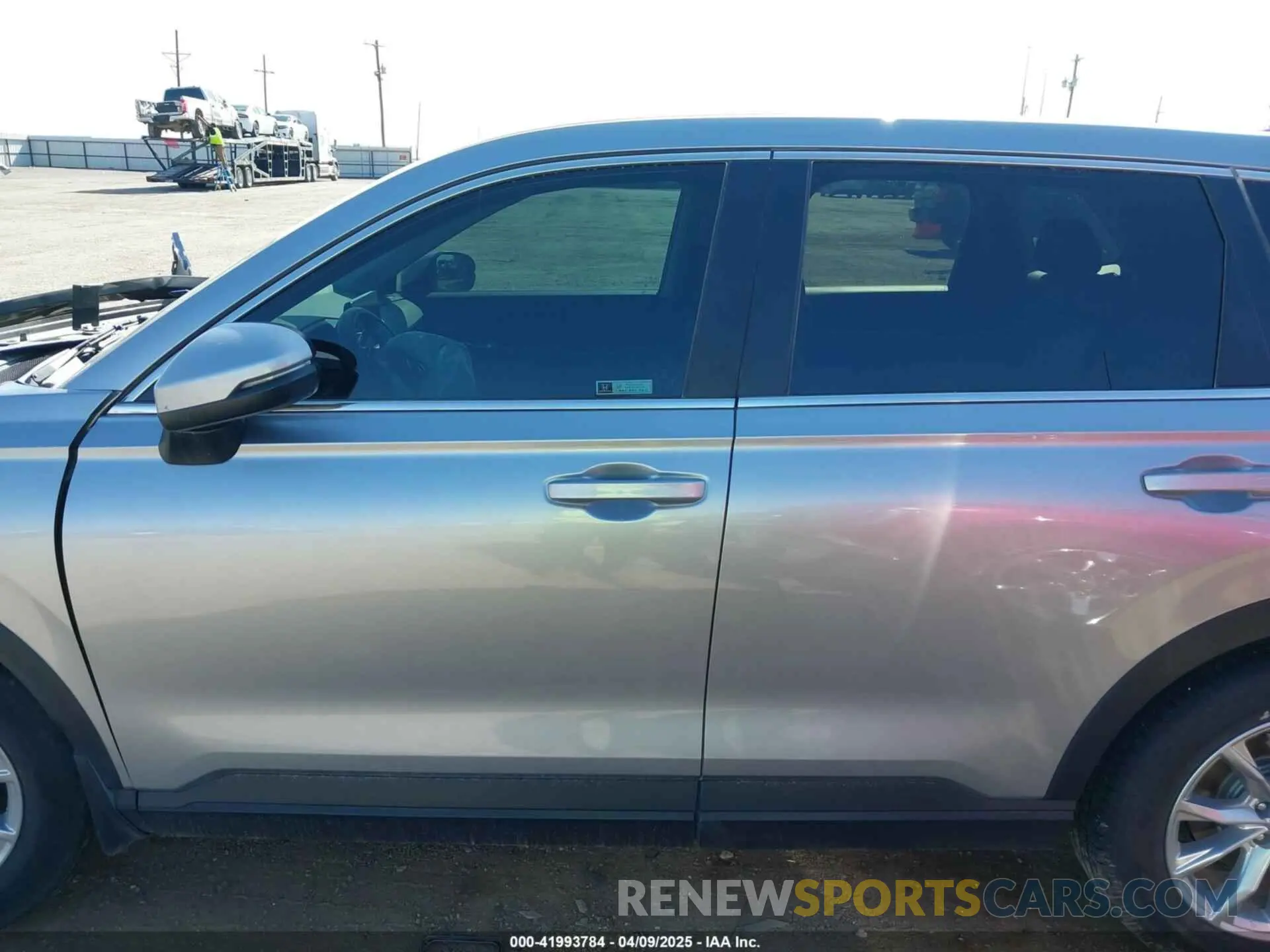 15 Photograph of a damaged car 2HKRS3H75RH329037 HONDA CR-V 2024