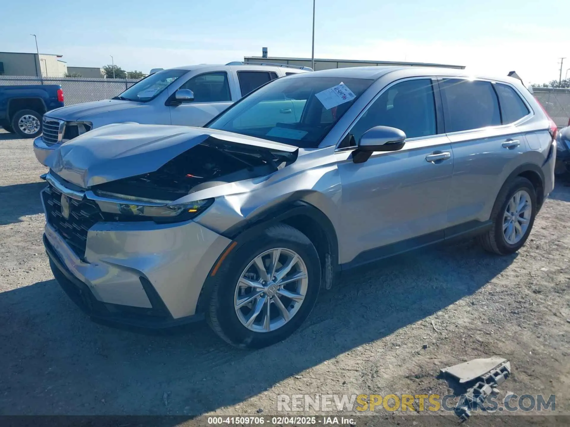 2 Photograph of a damaged car 2HKRS3H76RH309556 HONDA CR-V 2024